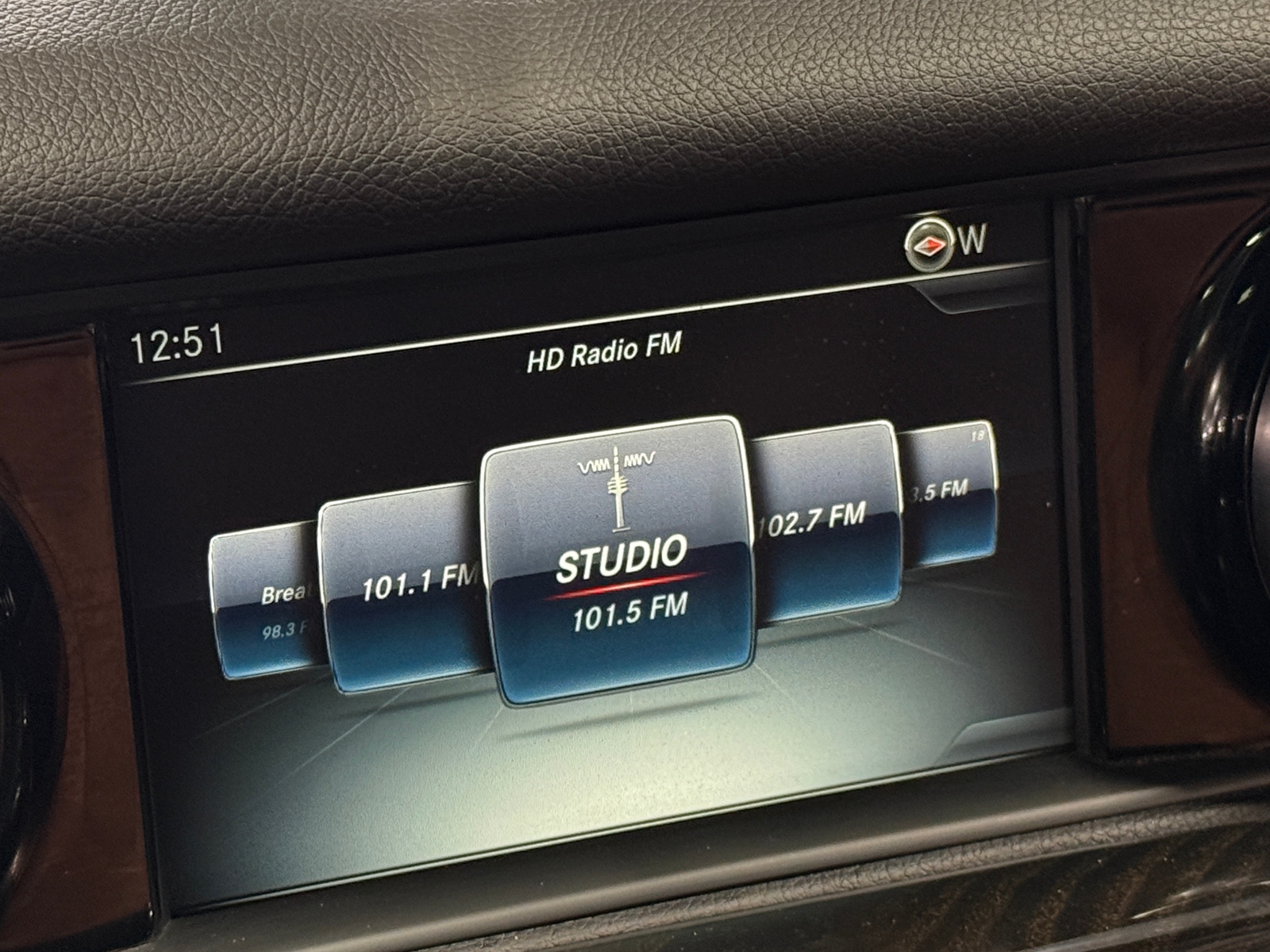 Thumbnail: 2017 Mercedes-Benz SLC - 2