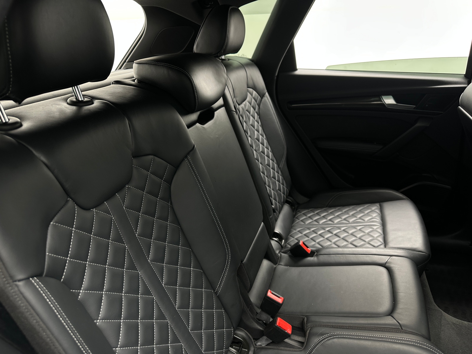 Thumbnail: 2018 Audi SQ5 - 5