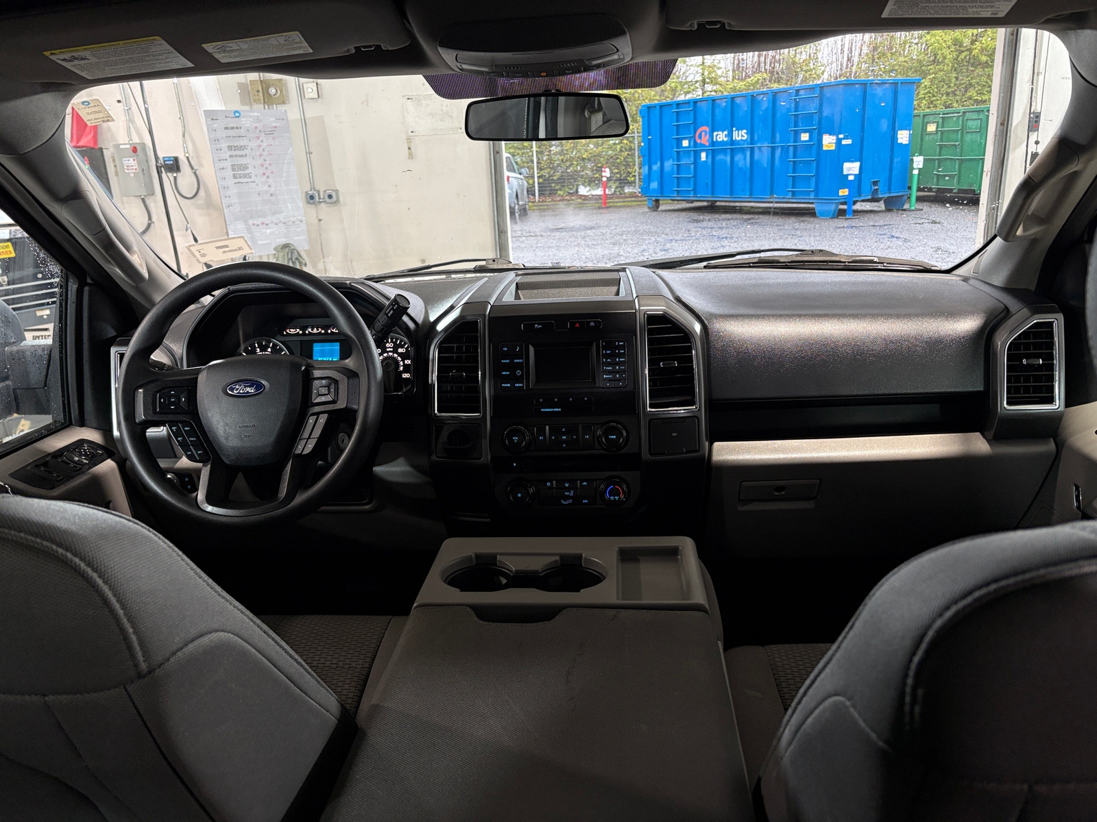 Thumbnail: 2017 Ford Econoline - 3