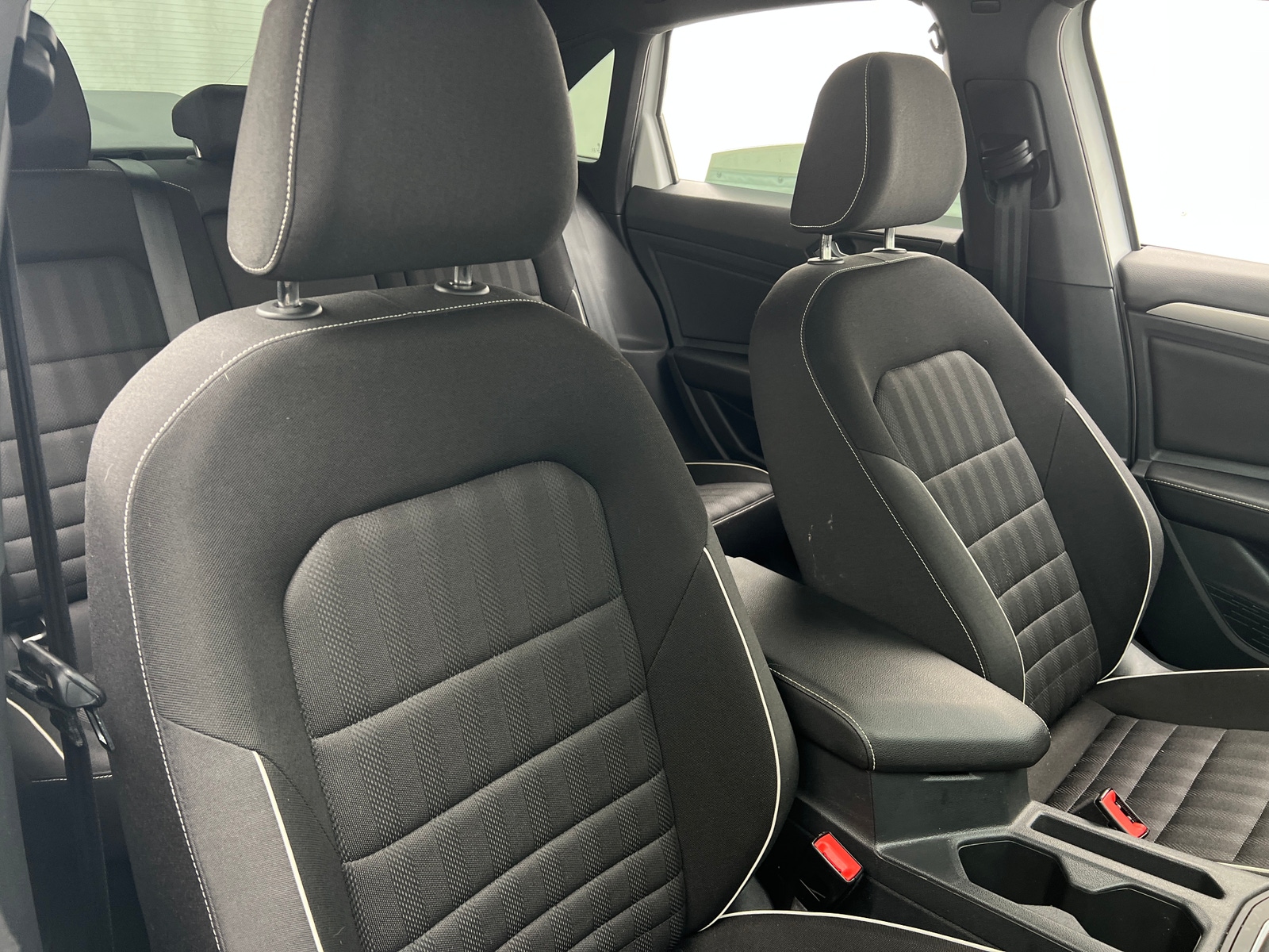 Thumbnail: 2024 Volkswagen Jetta - 2