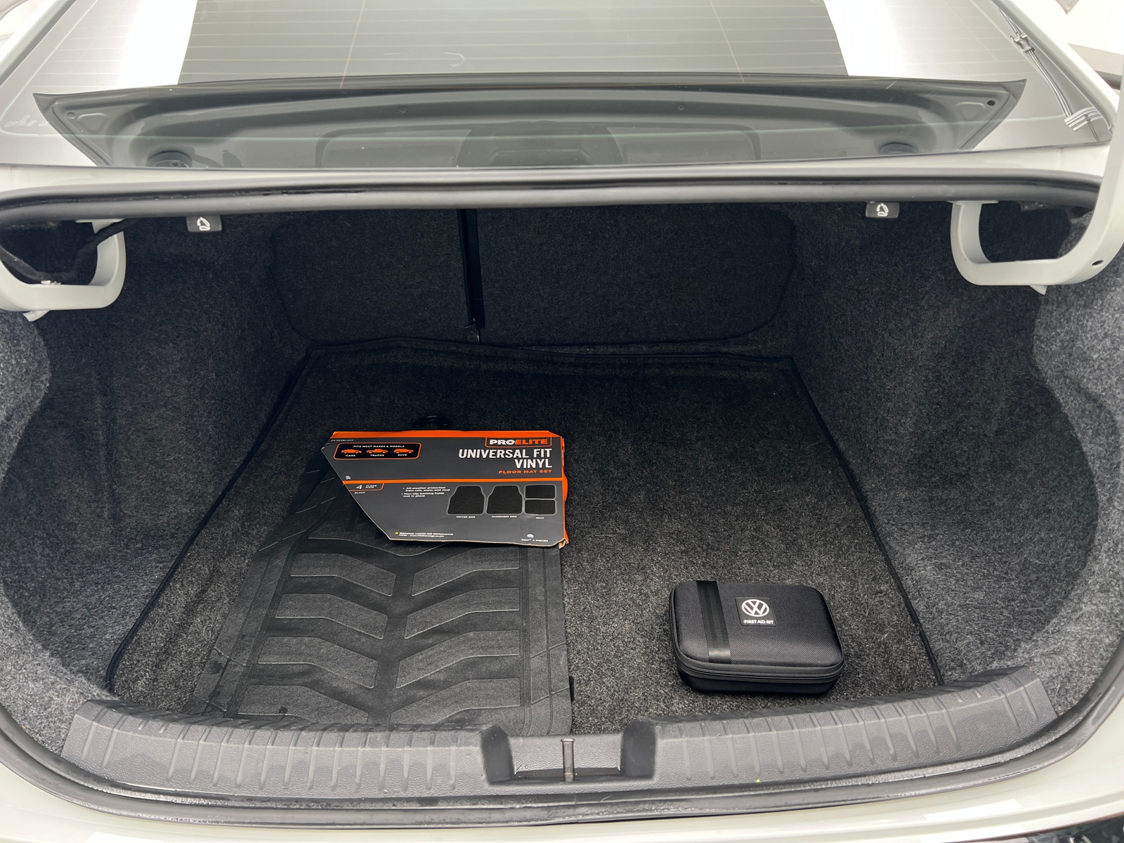 Thumbnail: 2024 Volkswagen Jetta - 7