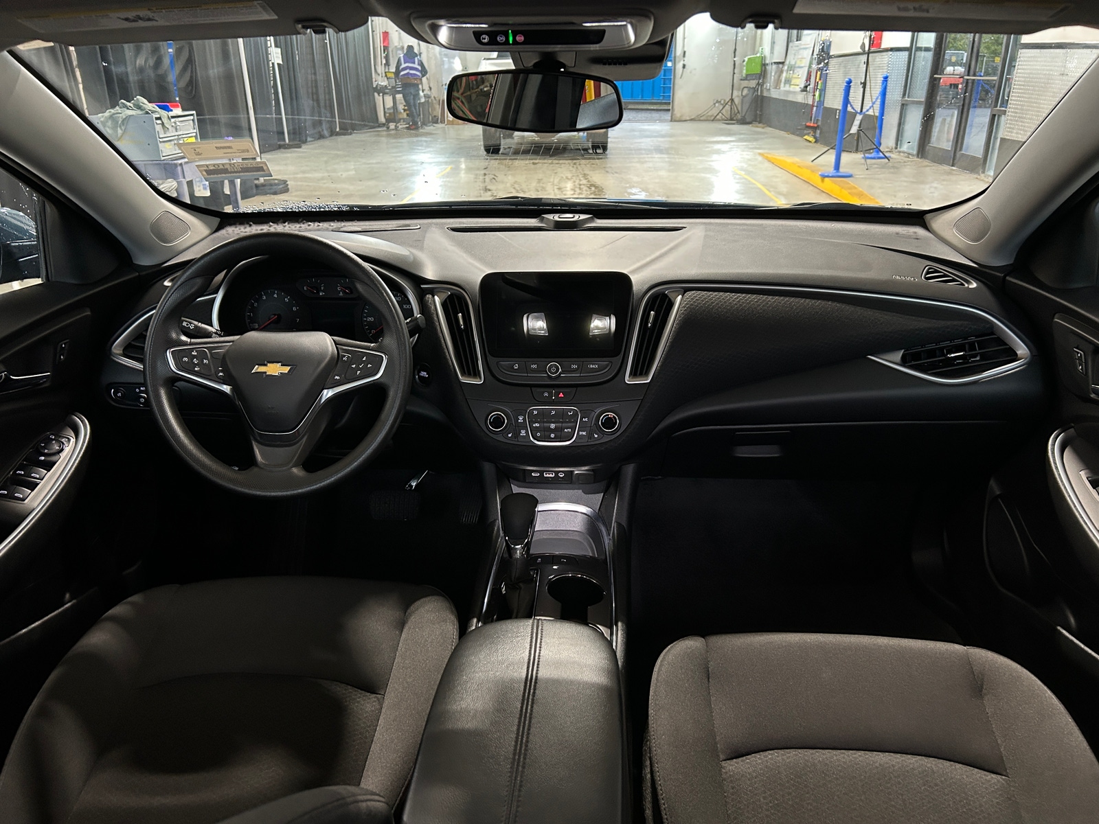 Thumbnail: 2024 Chevrolet Malibu - 3