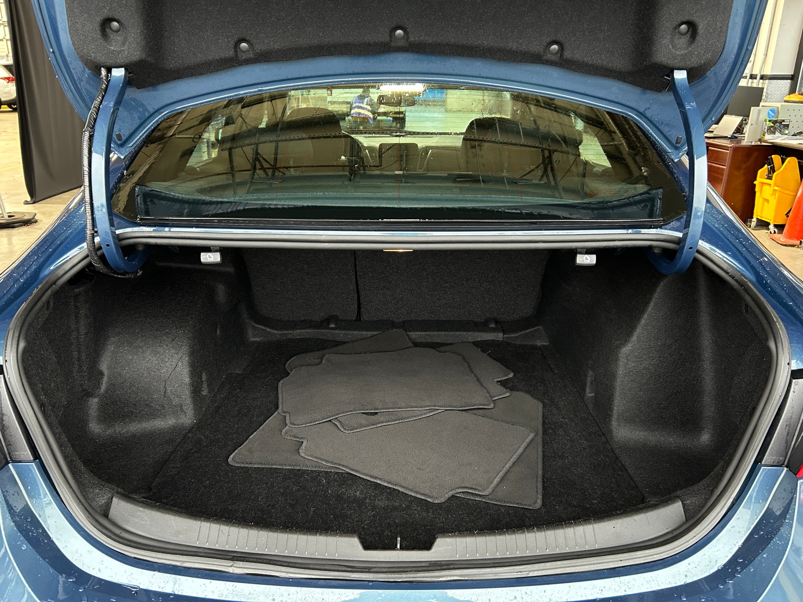 Thumbnail: 2024 Chevrolet Malibu - 7