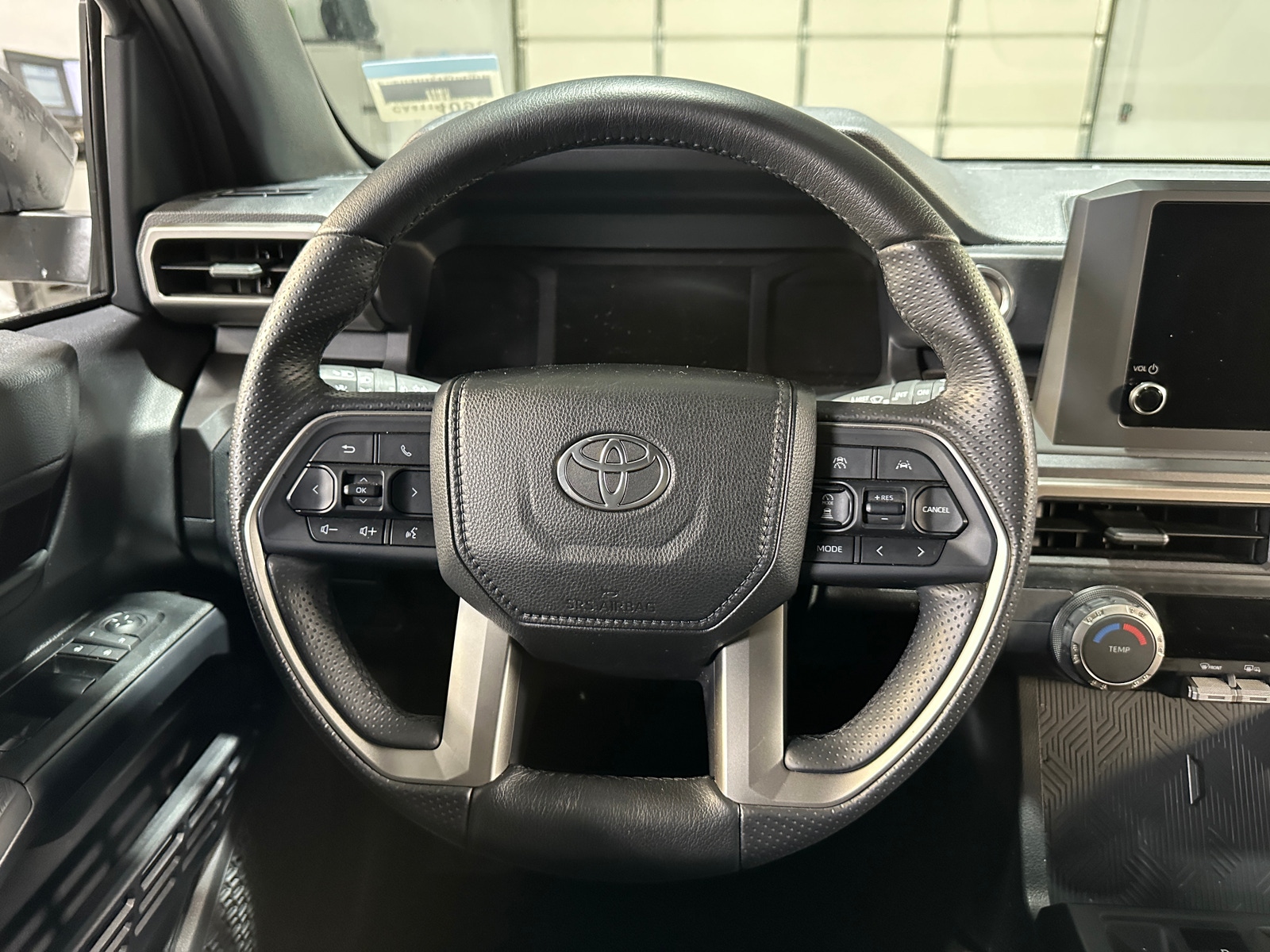 Thumbnail: 2025 Toyota 4Runner - 5