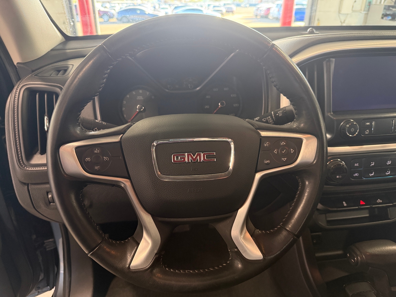 Thumbnail: 2019 GMC Canyon - 5