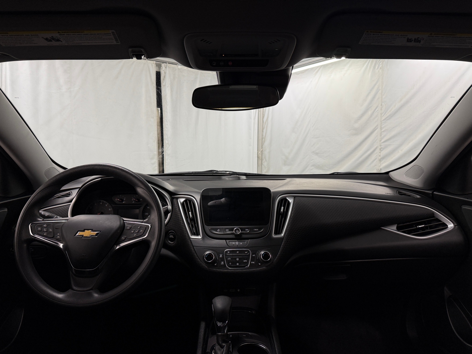 Thumbnail: 2023 Chevrolet Malibu - 3