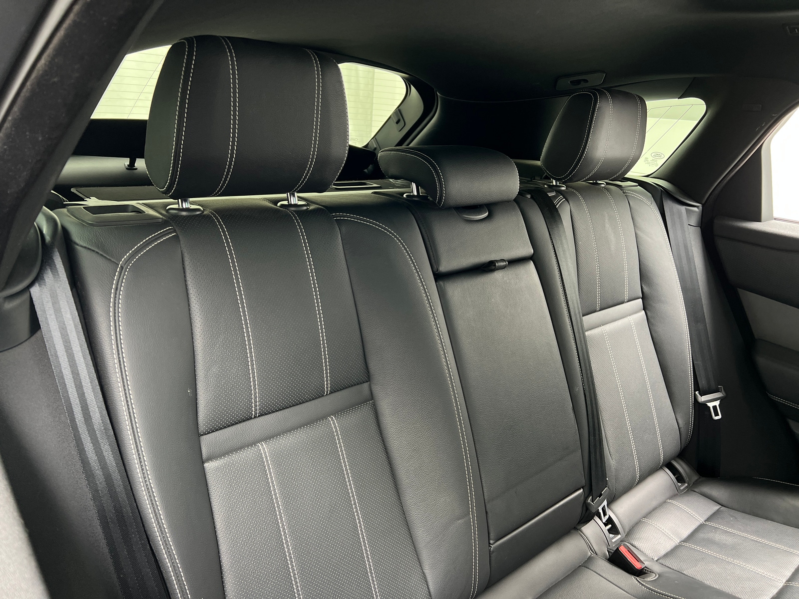 Thumbnail: 2018 Land Rover Range Rover Velar - 5