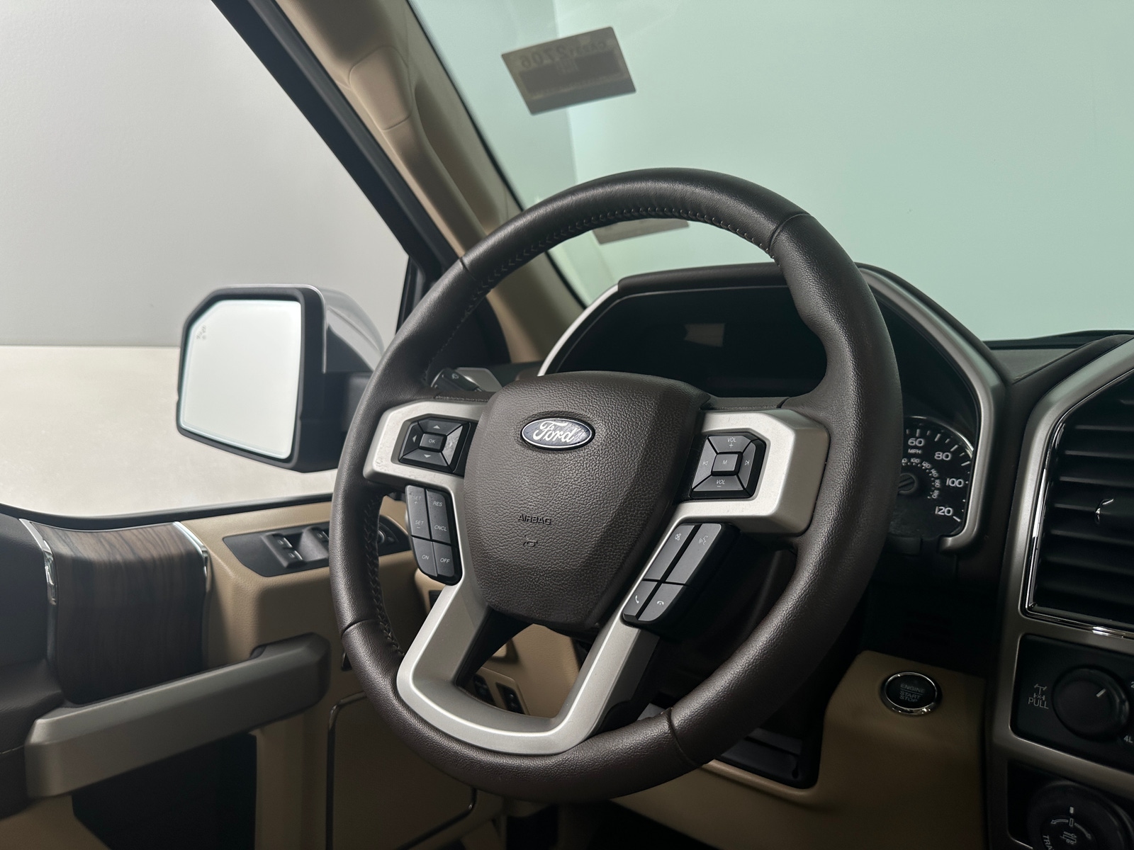 Thumbnail: 2019 Ford Econoline - 4