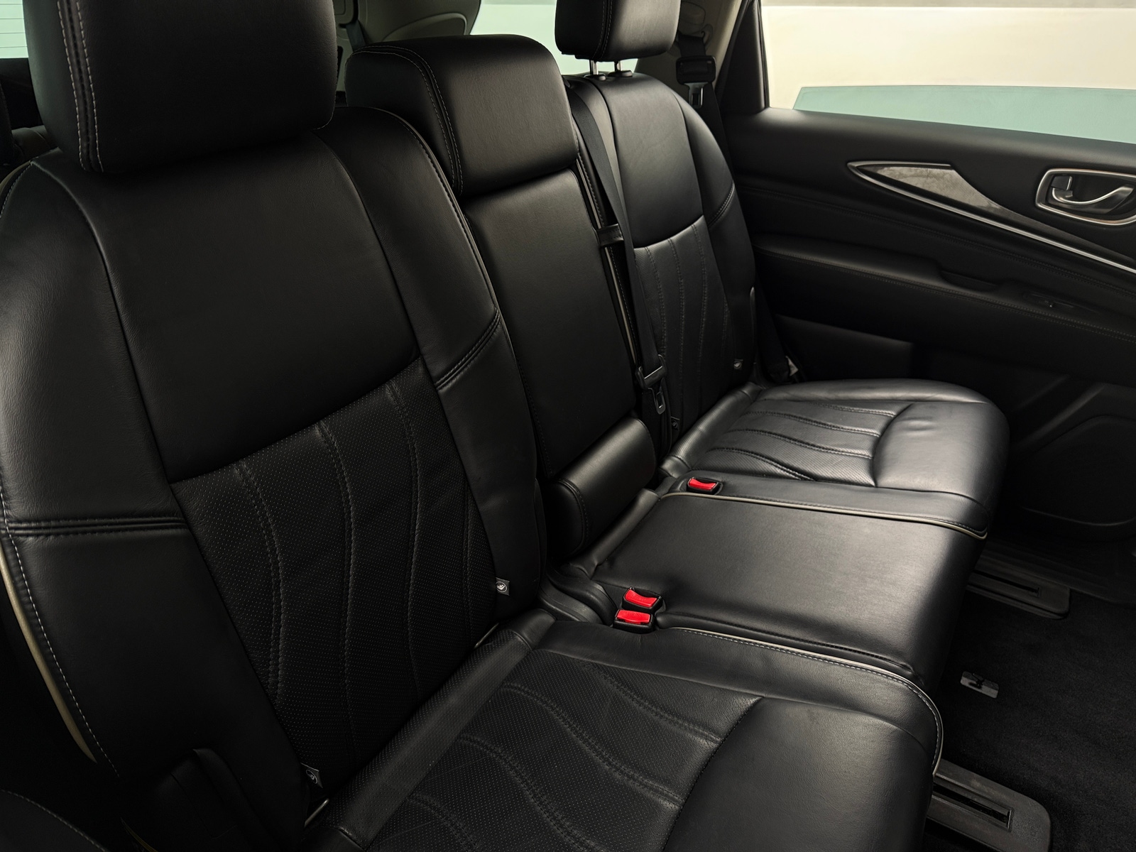 Thumbnail: 2017 INFINITI QX60 - 5