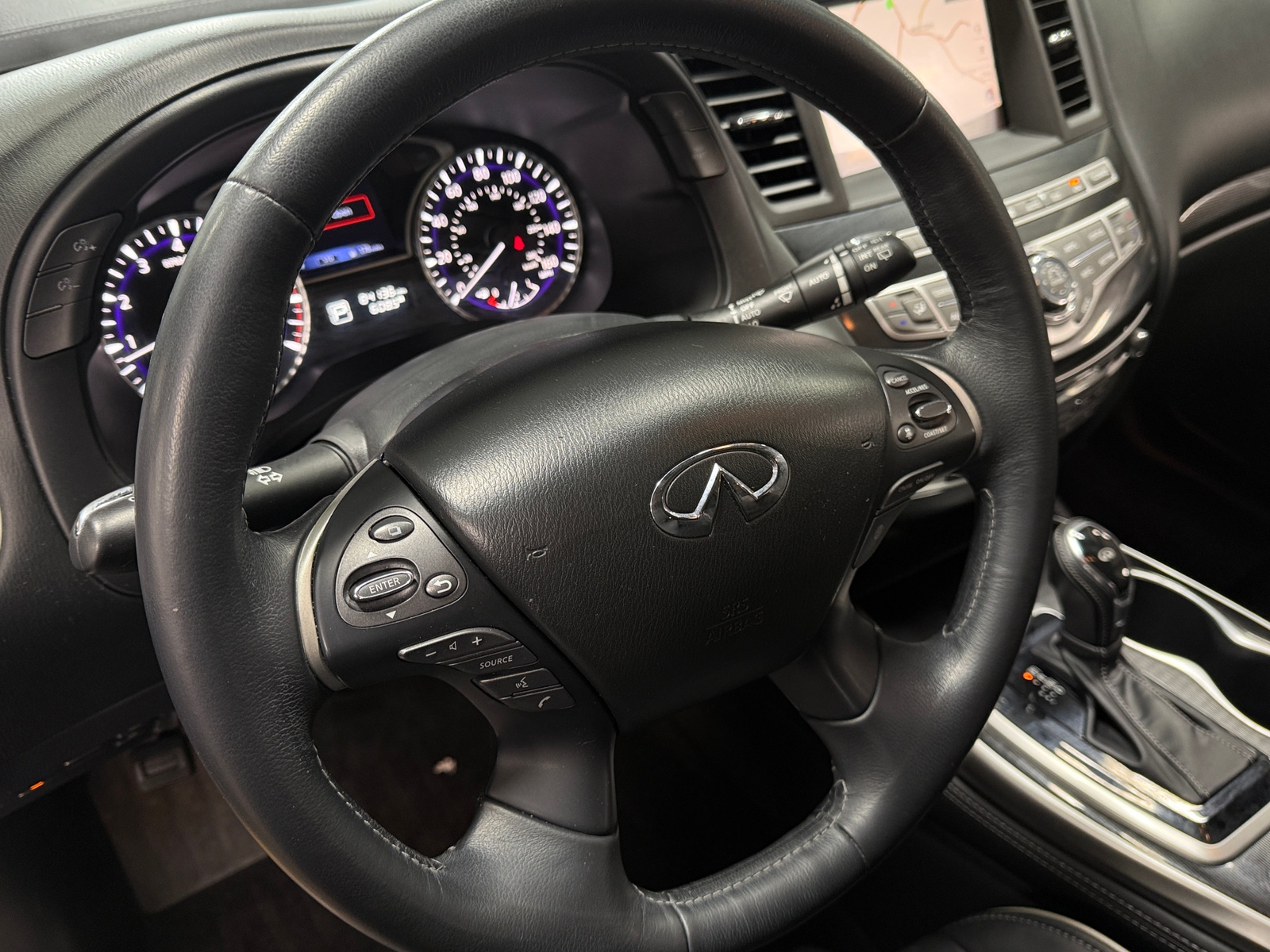 Thumbnail: 2017 INFINITI QX60 - 4