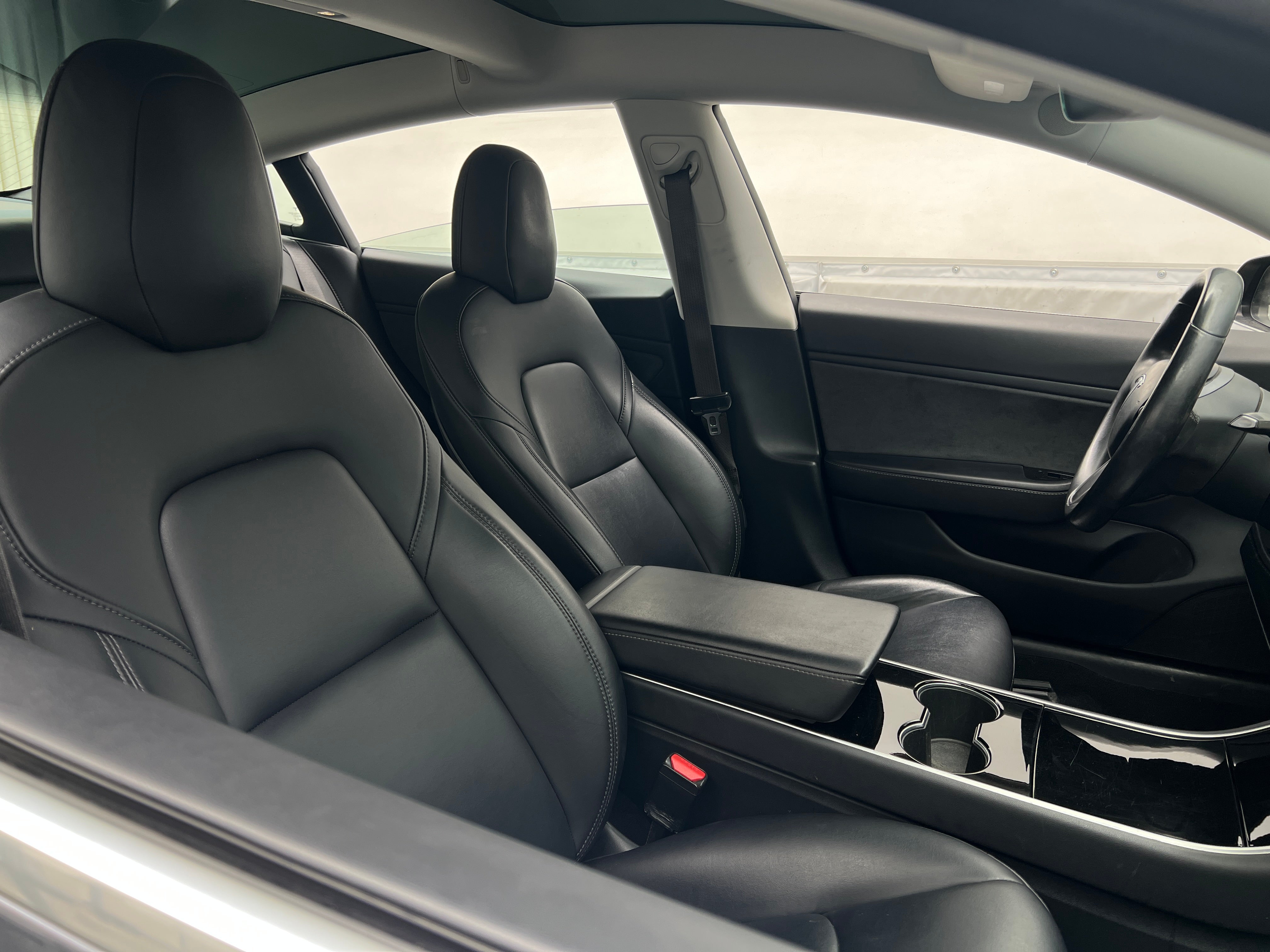 Used 2018 Tesla Model 3 Long Range Dual Motor with VIN 5YJ3E1EB0JF113772 for sale in Oak Creek, WI