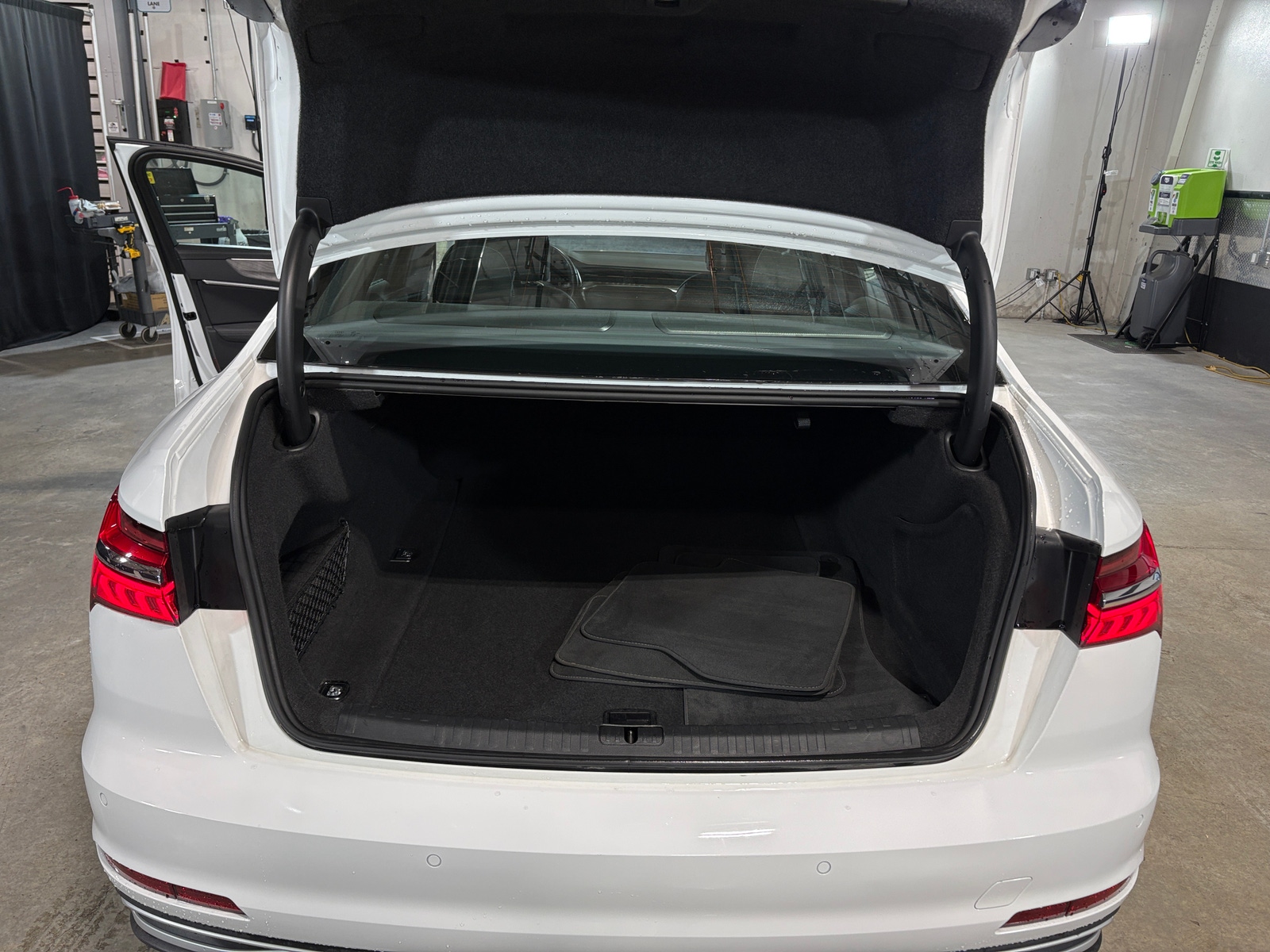 Thumbnail: 2024 Audi A6 - 6