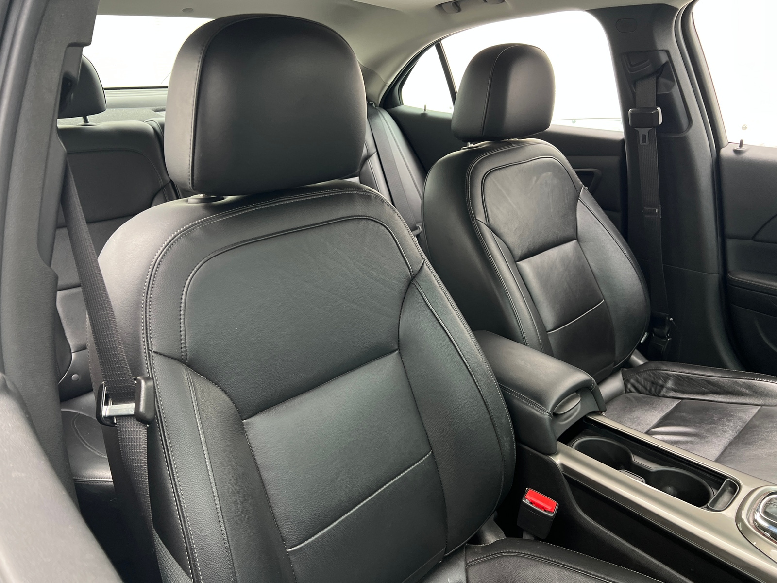 Thumbnail: 2013 Chevrolet Malibu - 2