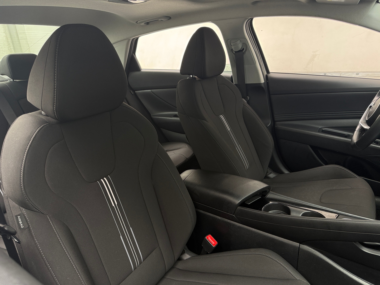 Thumbnail: 2025 Hyundai Elantra - 2