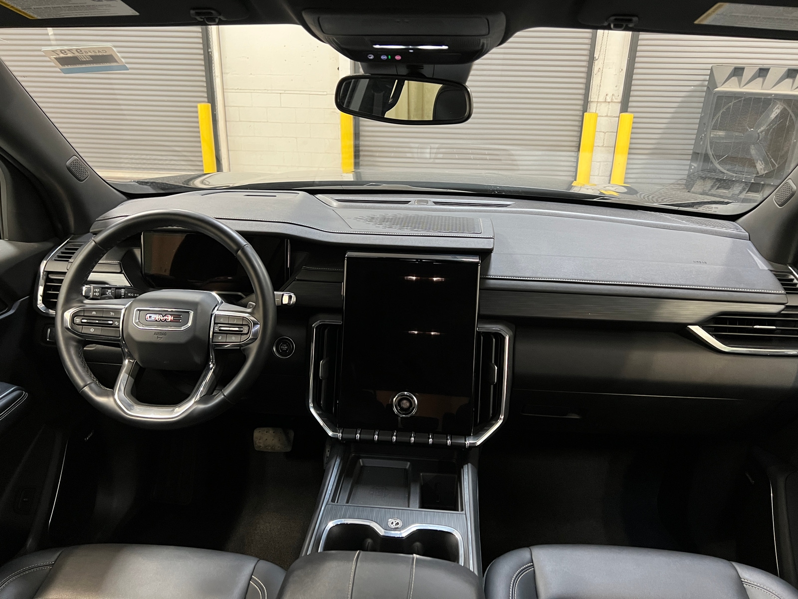 Thumbnail: 2024 GMC Acadia - 2