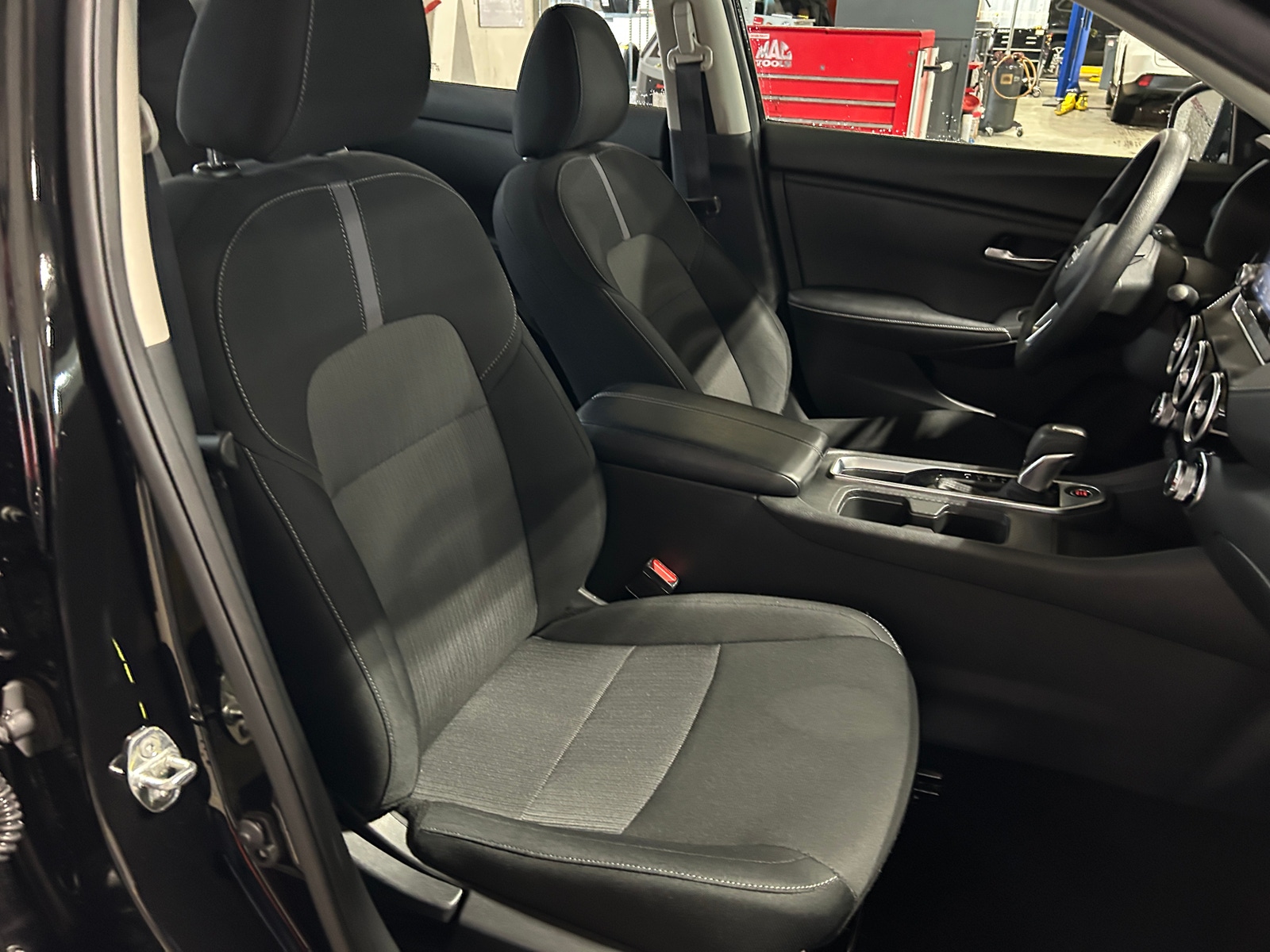 Thumbnail: 2024 Nissan Sentra - 2