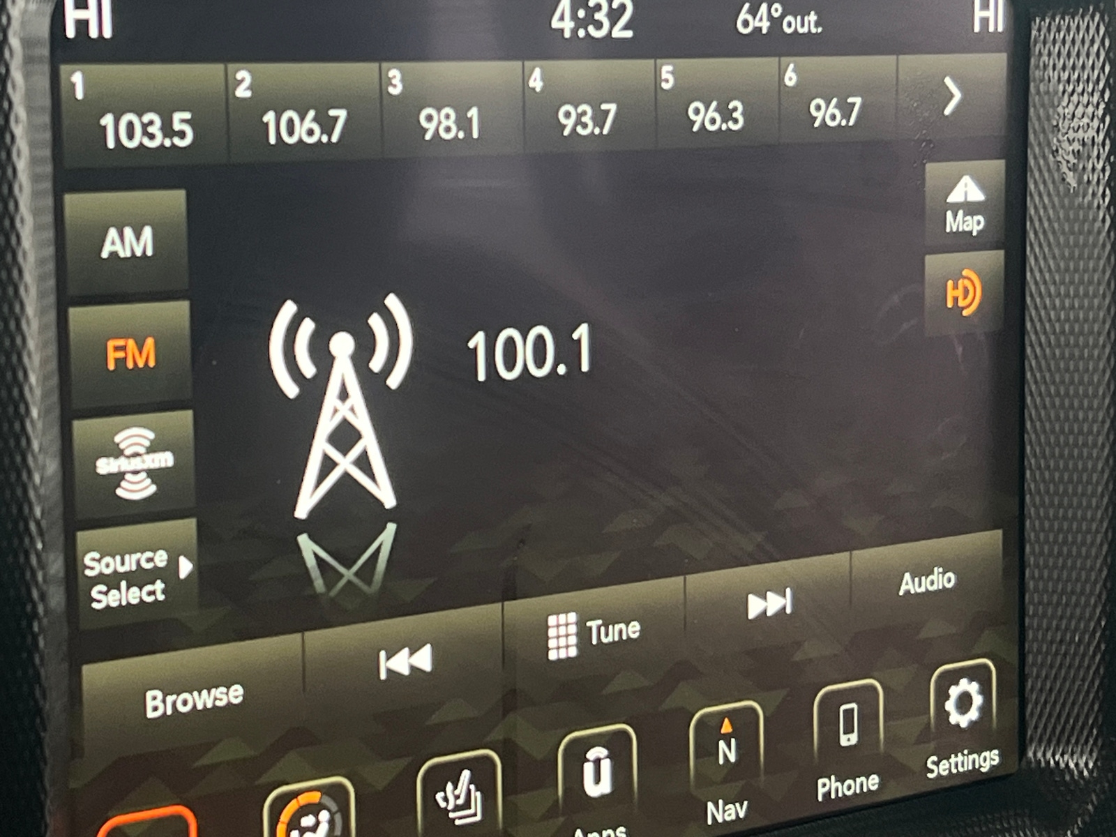 Thumbnail: 2022 Jeep Wrangler - 3