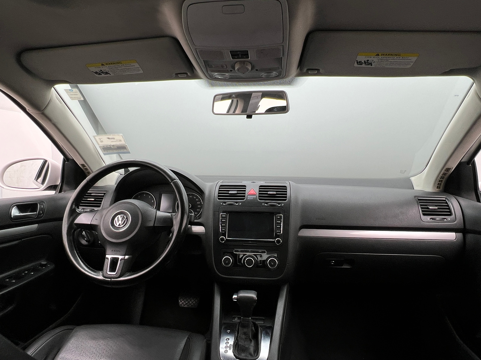 Thumbnail: 2010 Volkswagen Jetta - 2