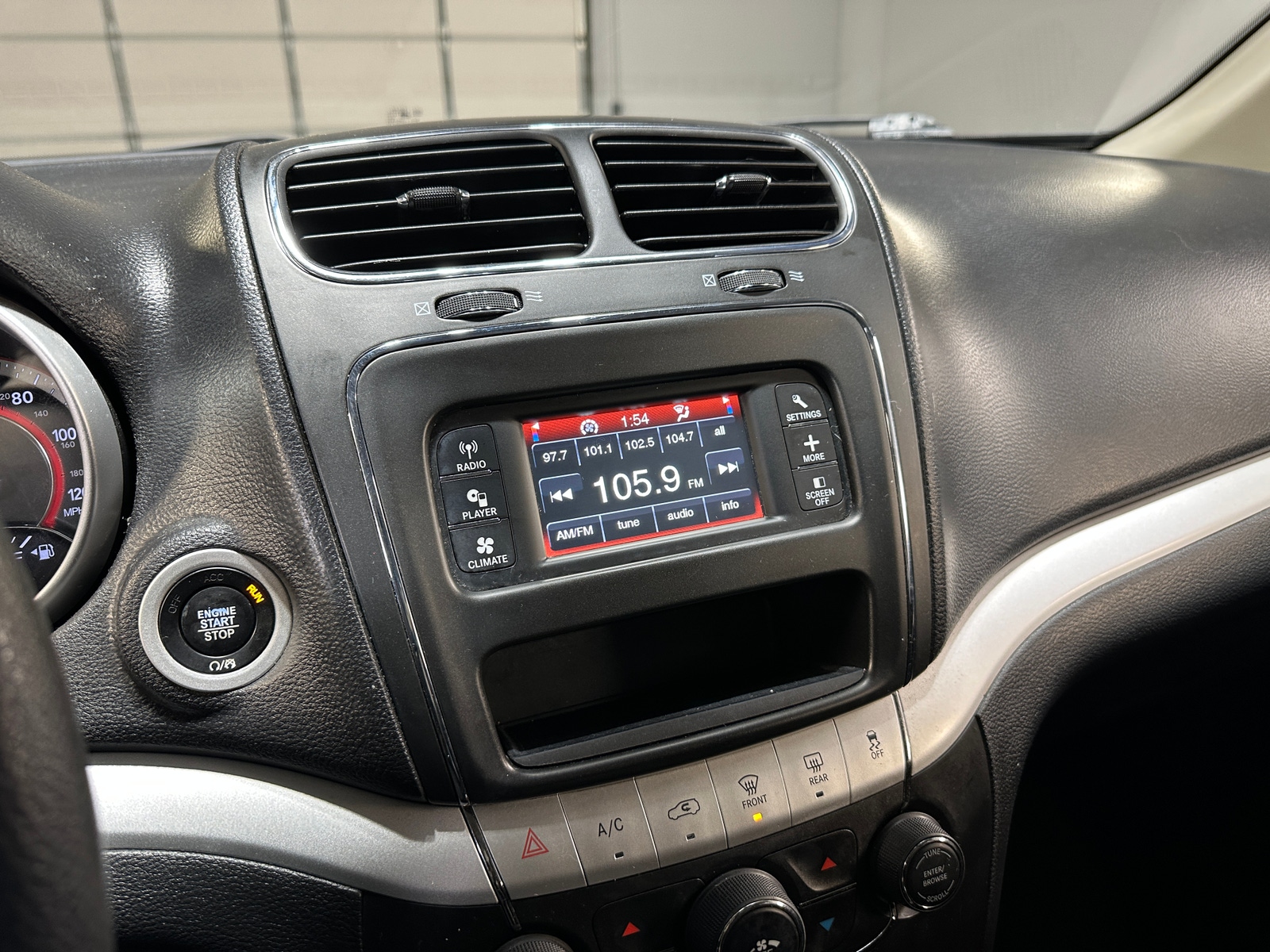 Thumbnail: 2018 Dodge Journey - 4