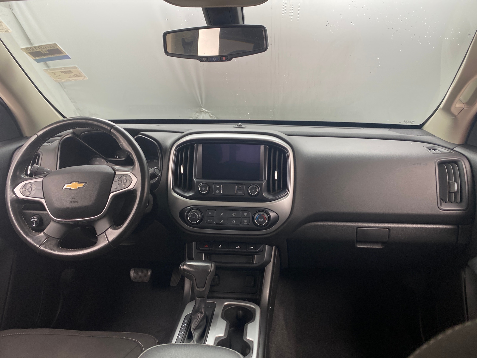 Thumbnail: 2019 Chevrolet Colorado - 3