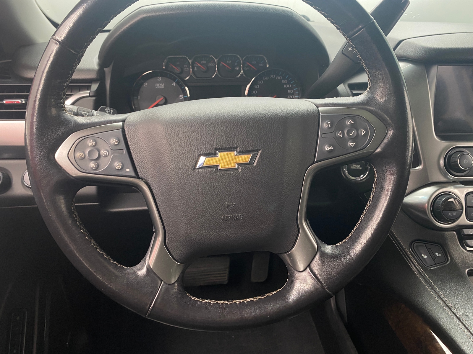 Thumbnail: 2020 Chevrolet Suburban - 4