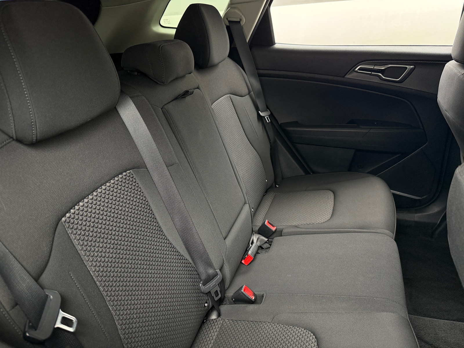 Thumbnail: 2023 Kia Sportage - 6