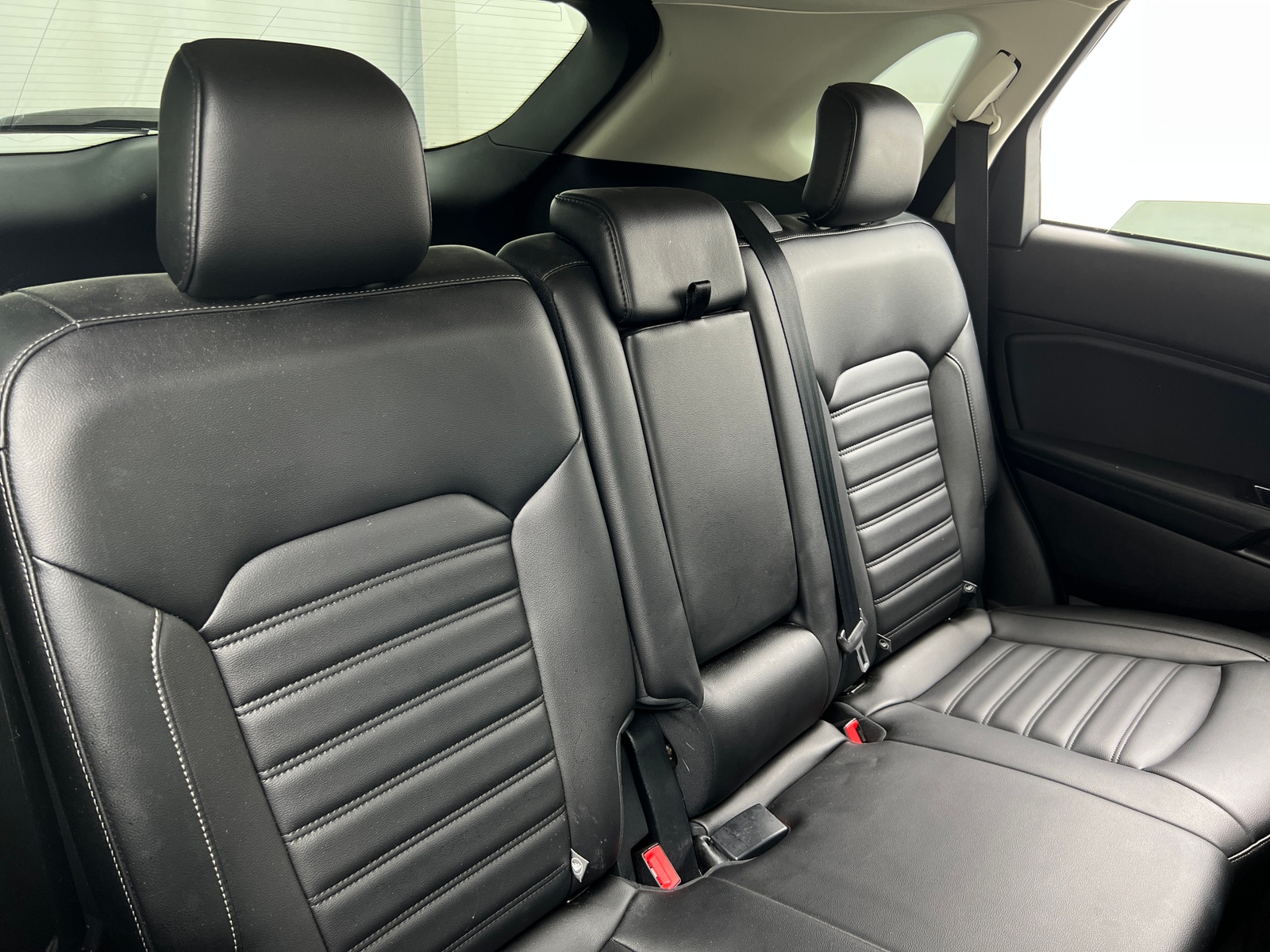 Thumbnail: 2020 Ford Edge - 5