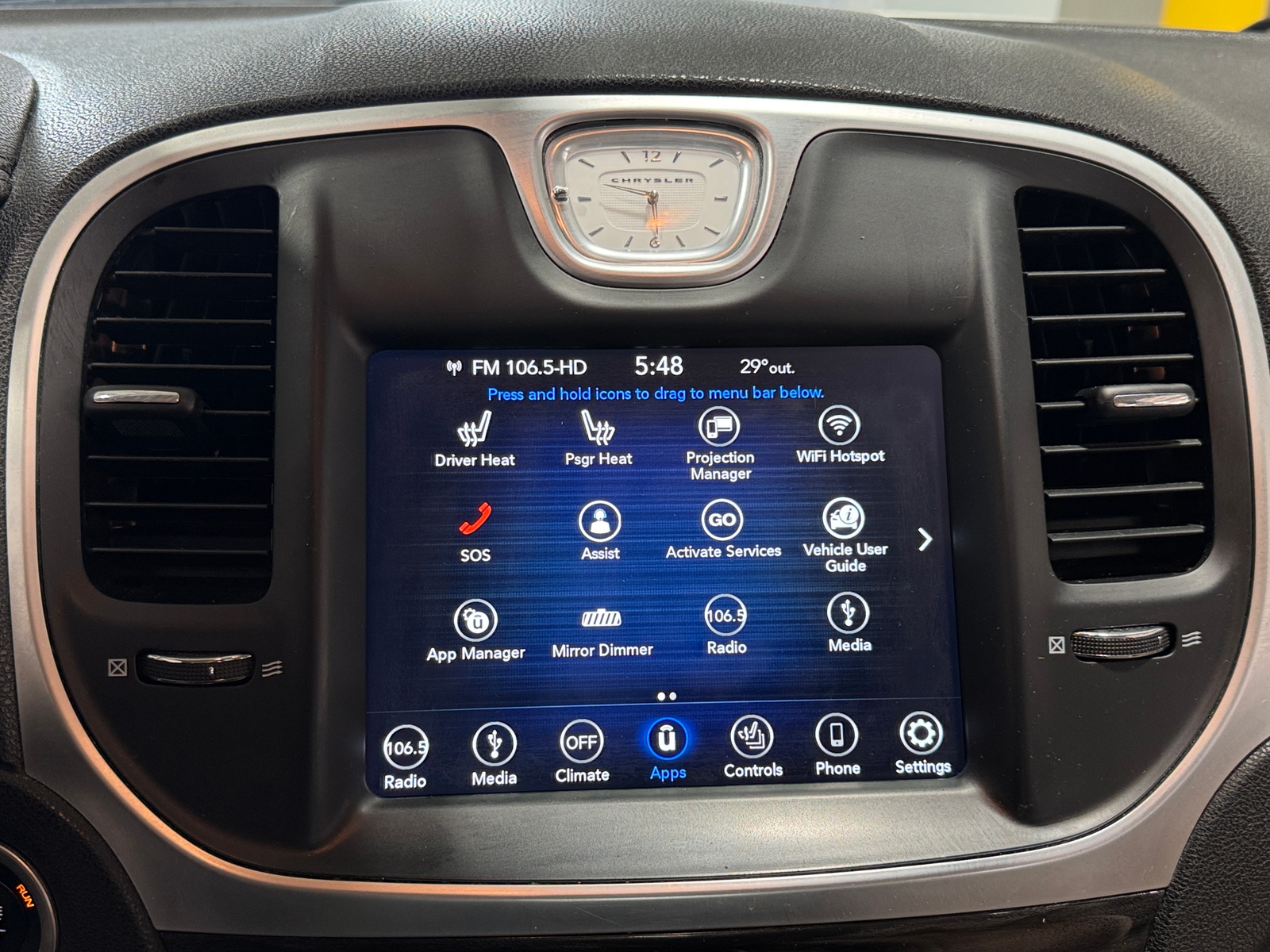 Thumbnail: 2019 Chrysler 300 - 3