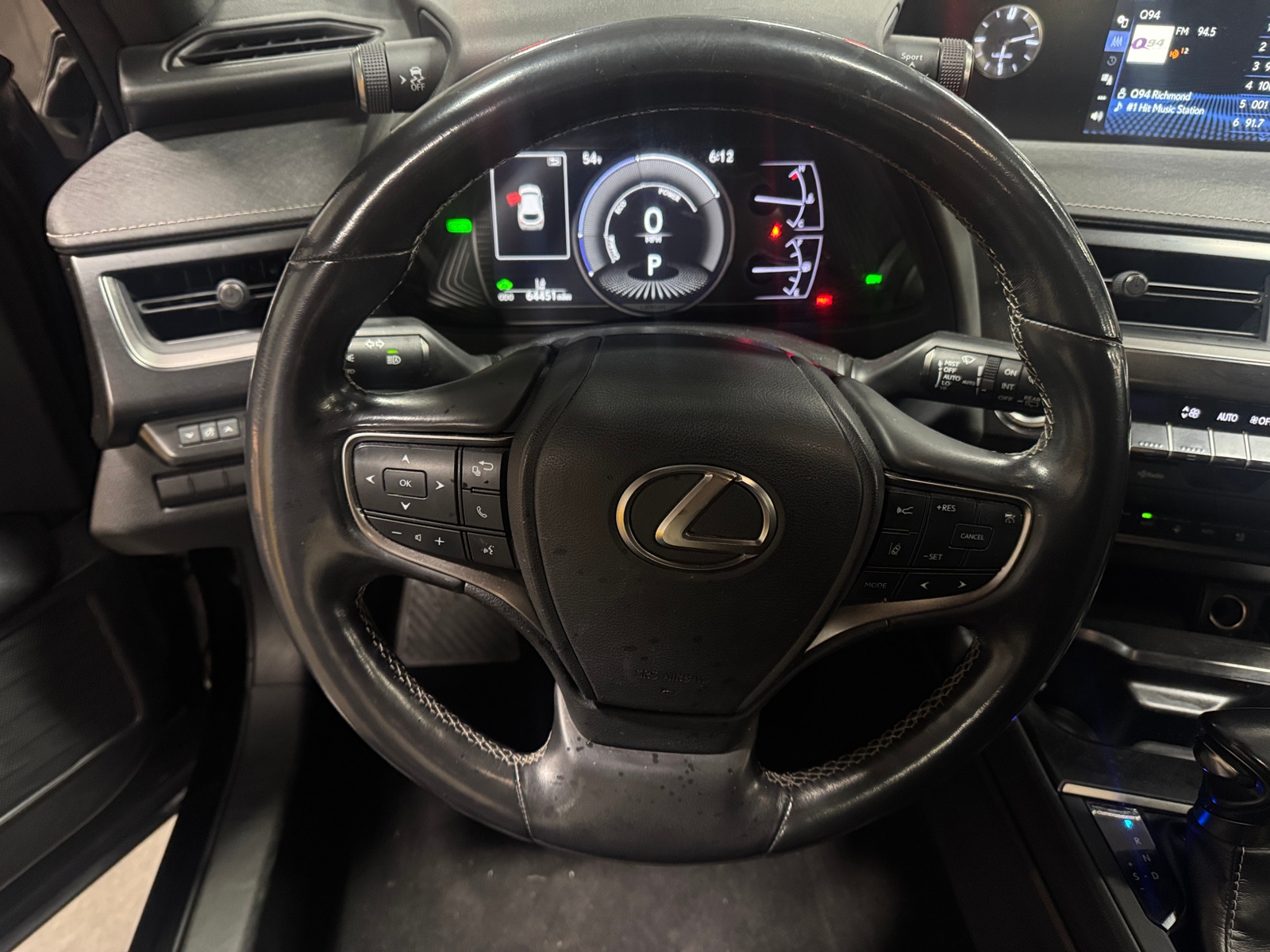 Thumbnail: 2019 Lexus UX - 4