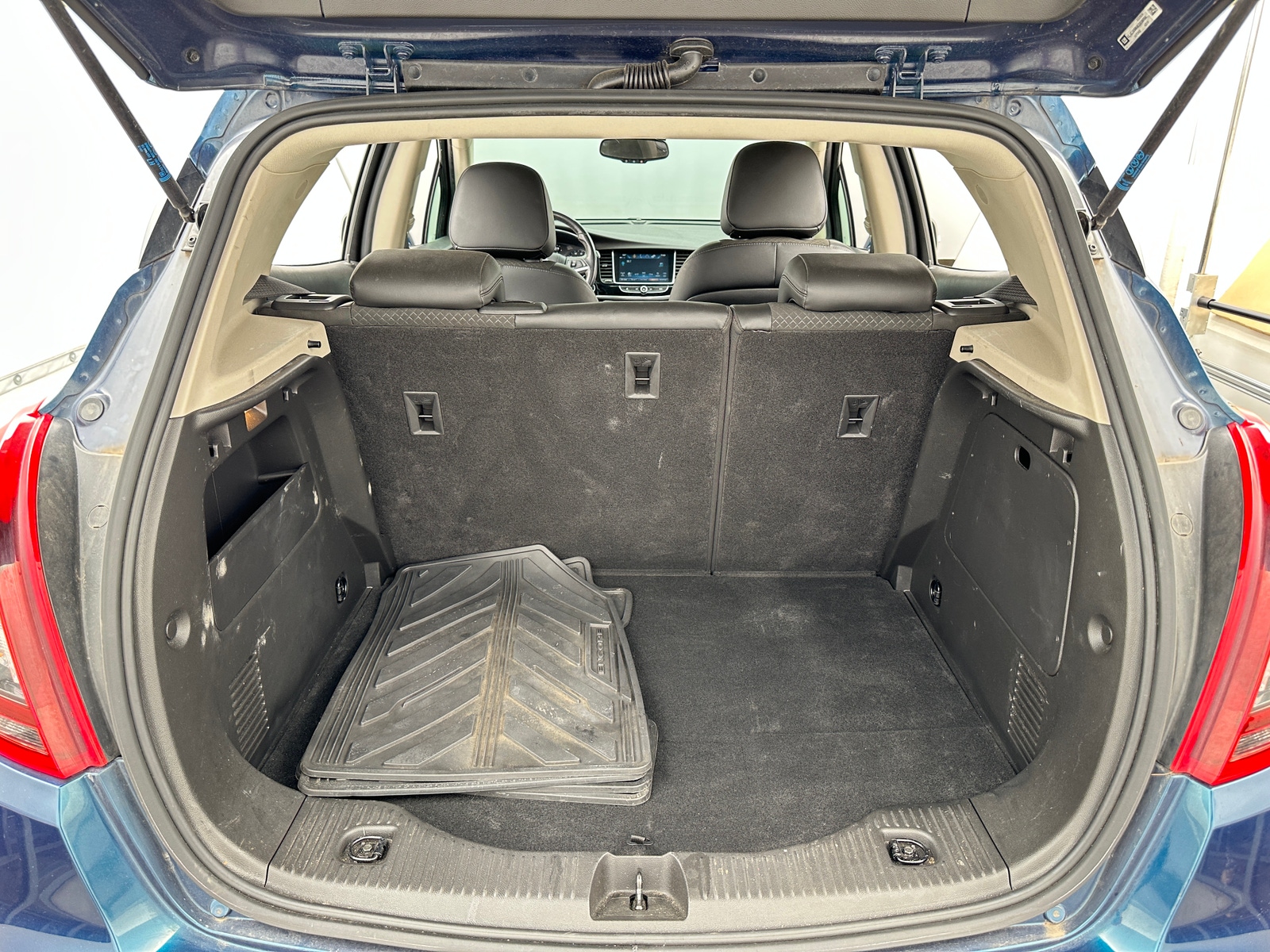 Thumbnail: 2019 Buick Encore - 7