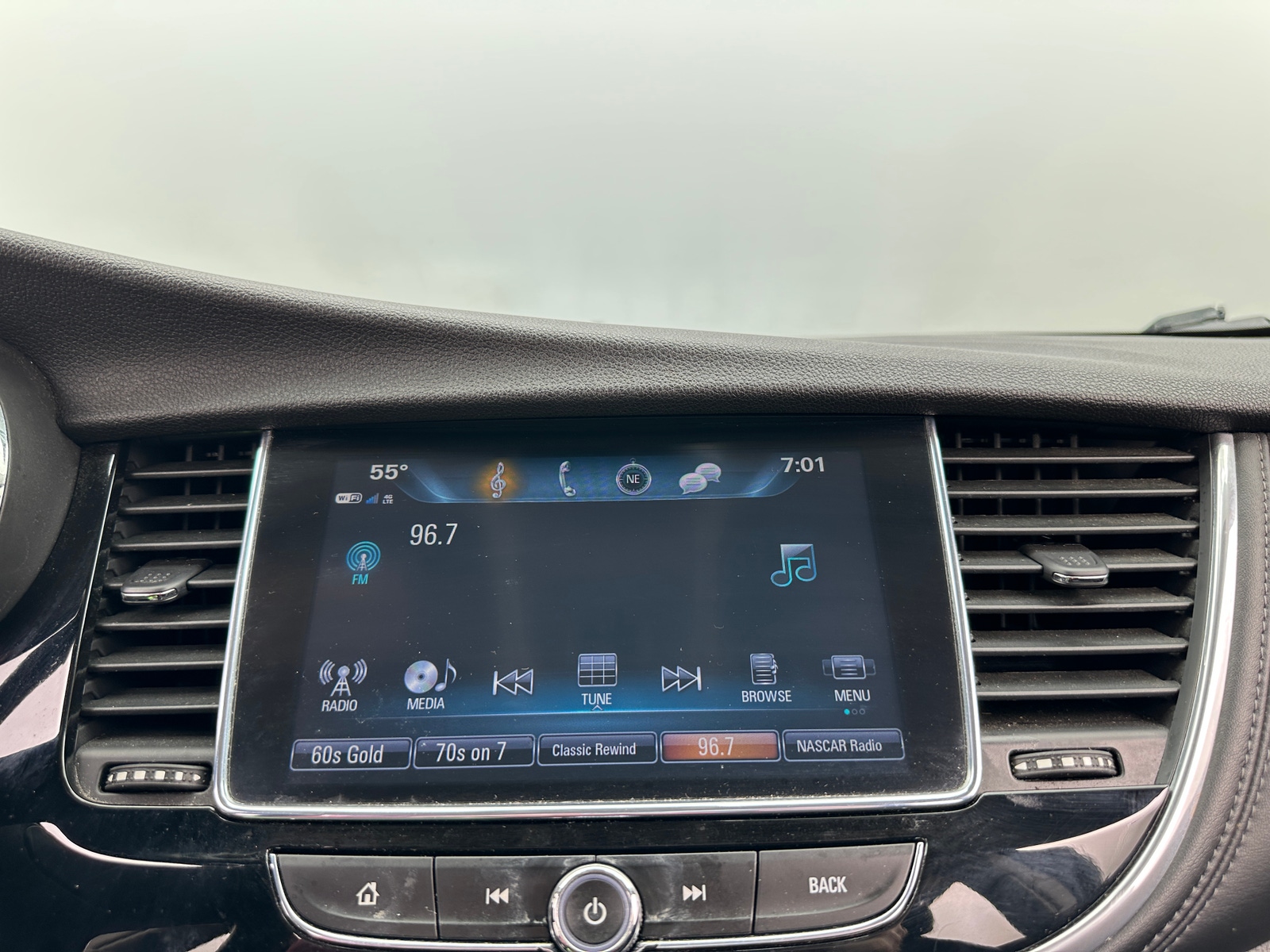 Thumbnail: 2019 Buick Encore - 4