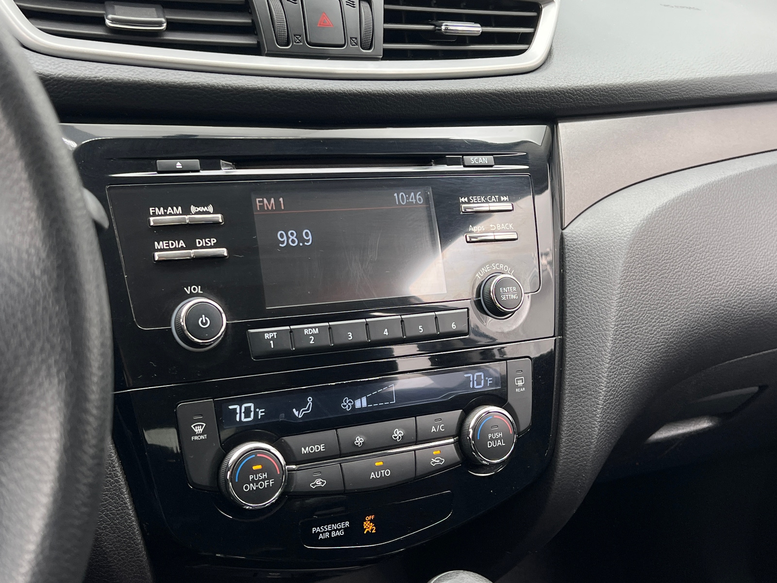 Thumbnail: 2015 Nissan Rogue - 4