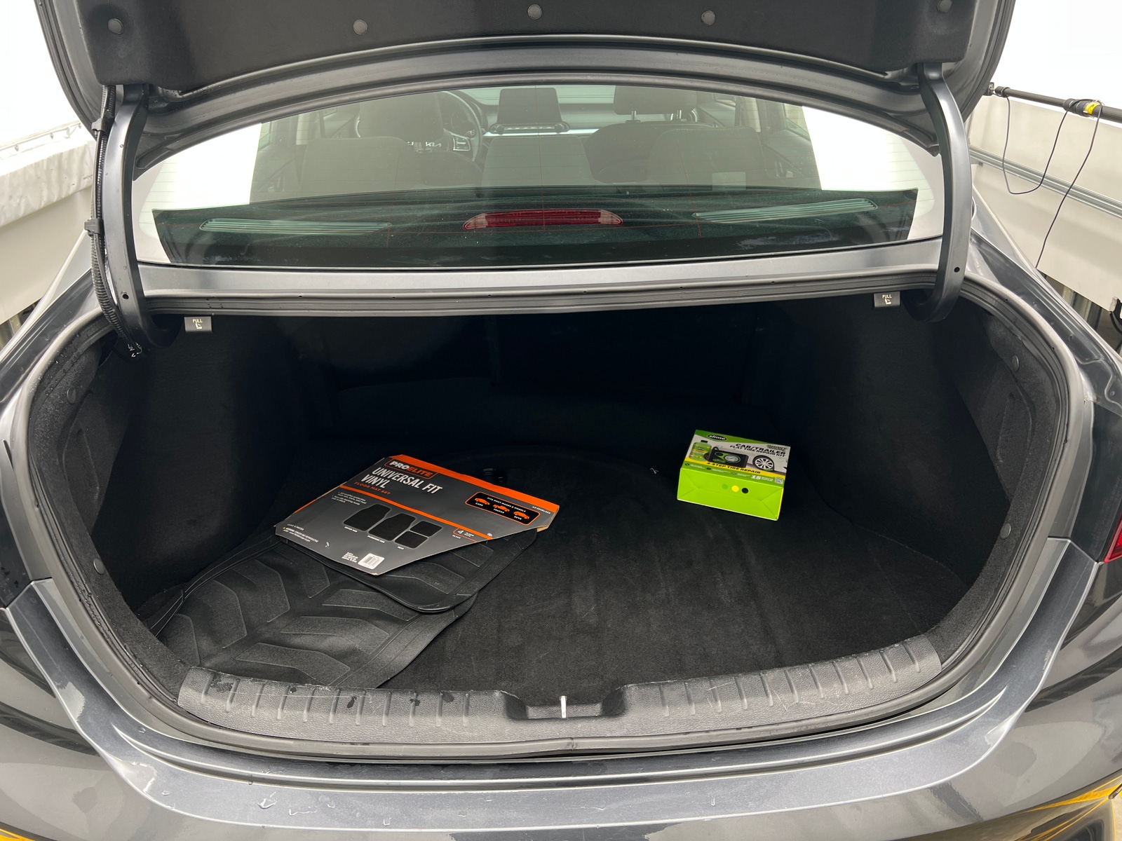 Thumbnail: 2024 Kia Forte - 7