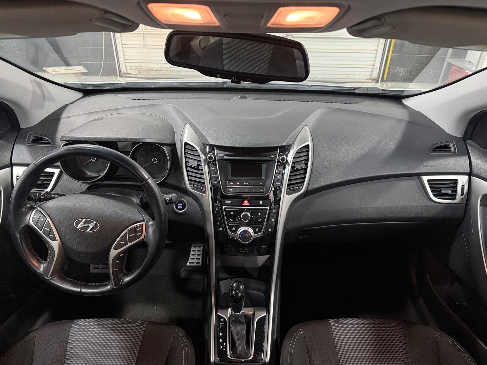 Thumbnail: 2016 Hyundai Elantra - 3