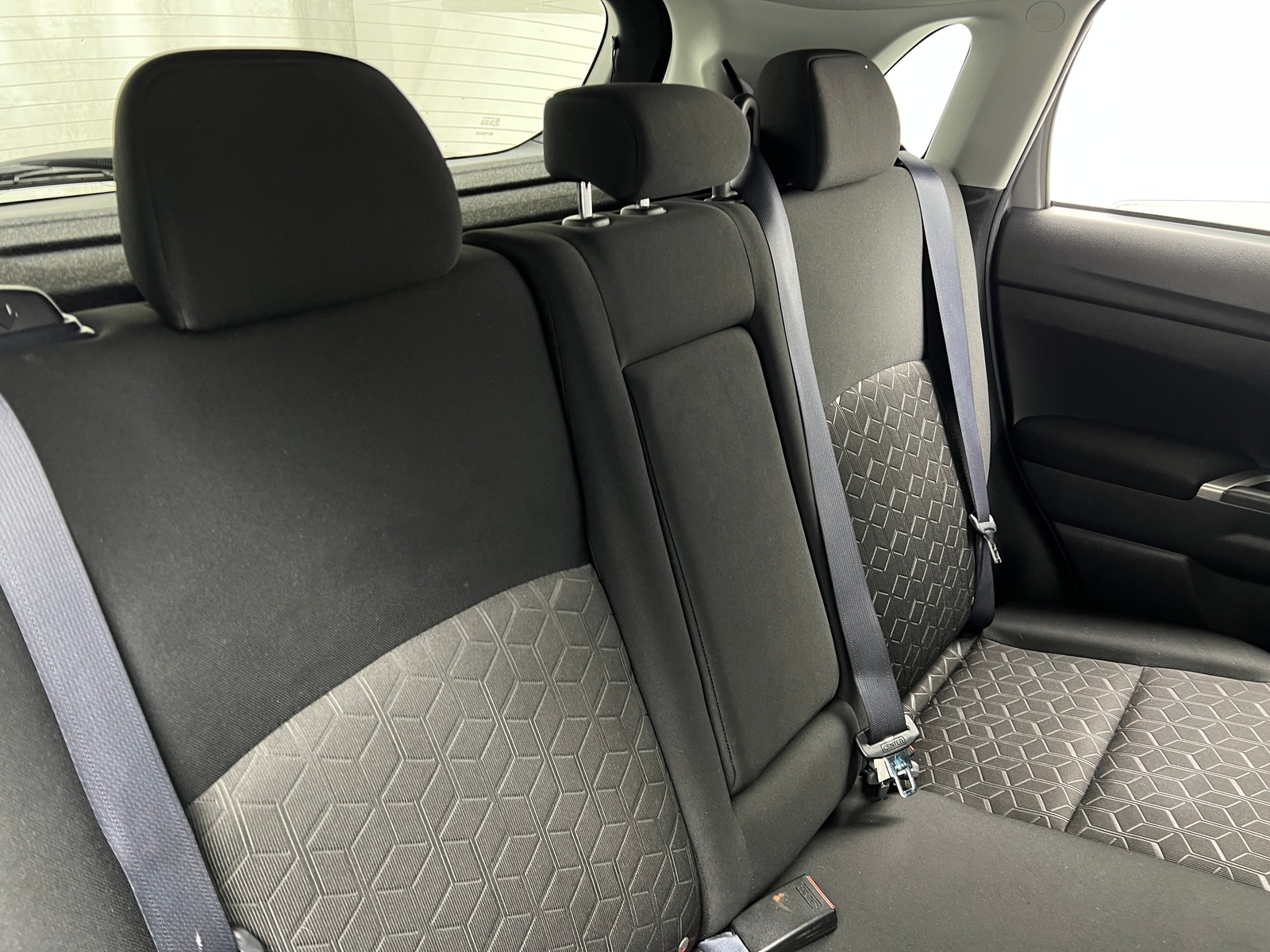 Thumbnail: 2021 Mitsubishi Outlander Sport - 6