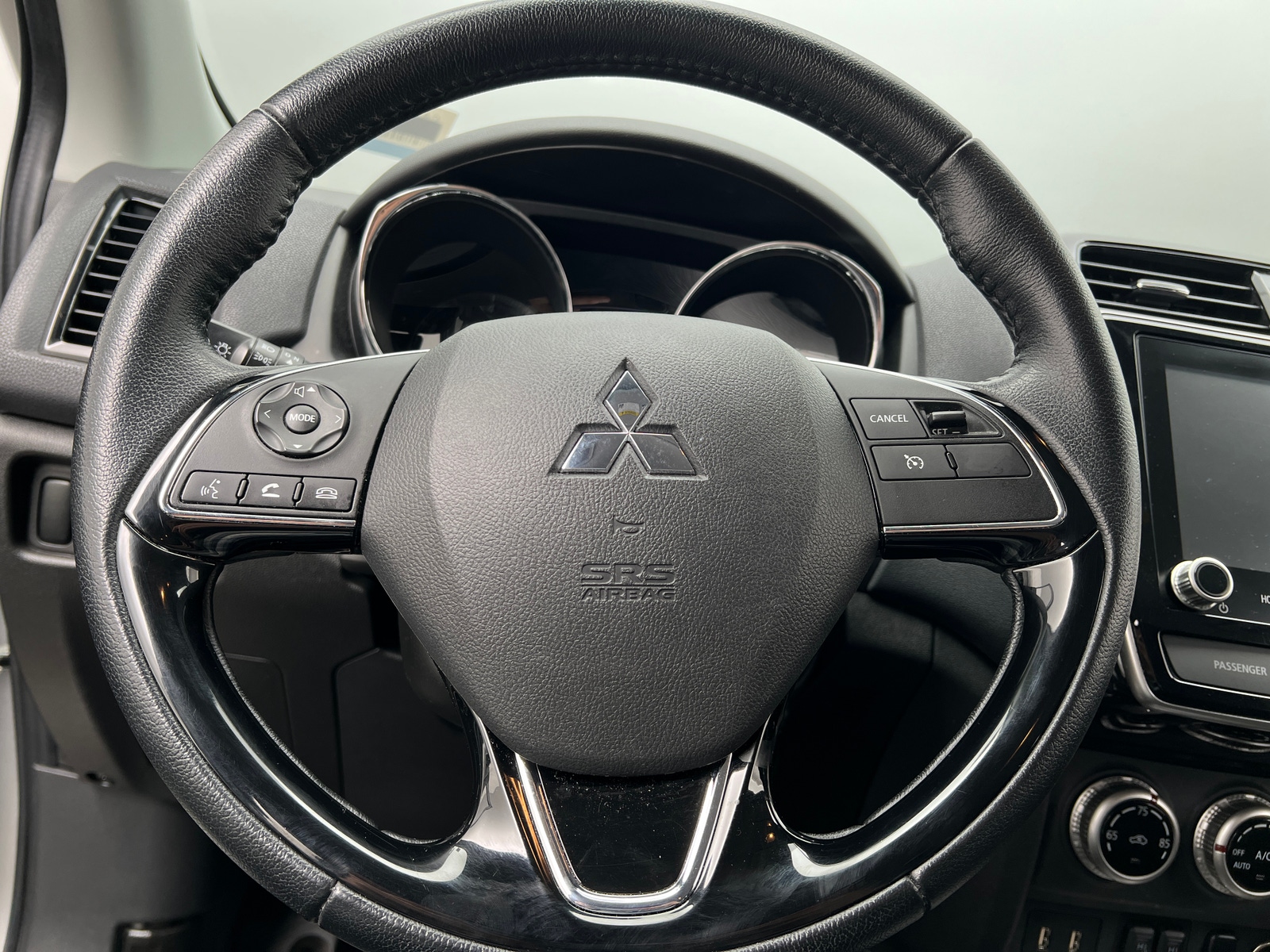 Thumbnail: 2021 Mitsubishi Outlander Sport - 5