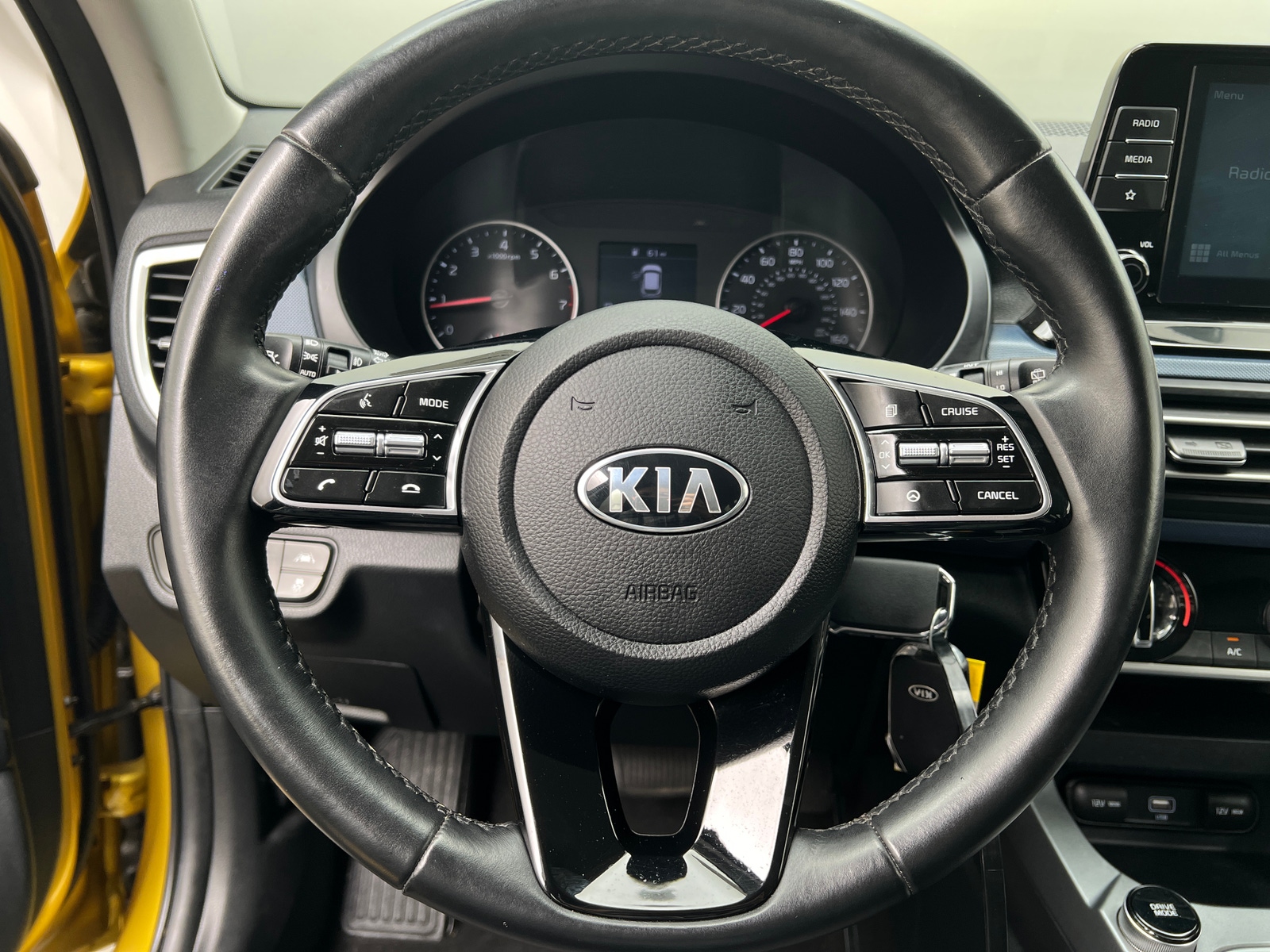 Thumbnail: 2021 Kia Seltos - 4