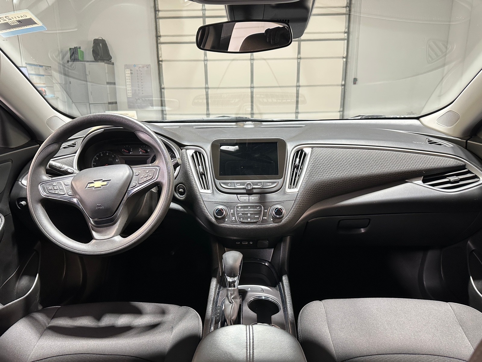 Thumbnail: 2023 Chevrolet Malibu - 3