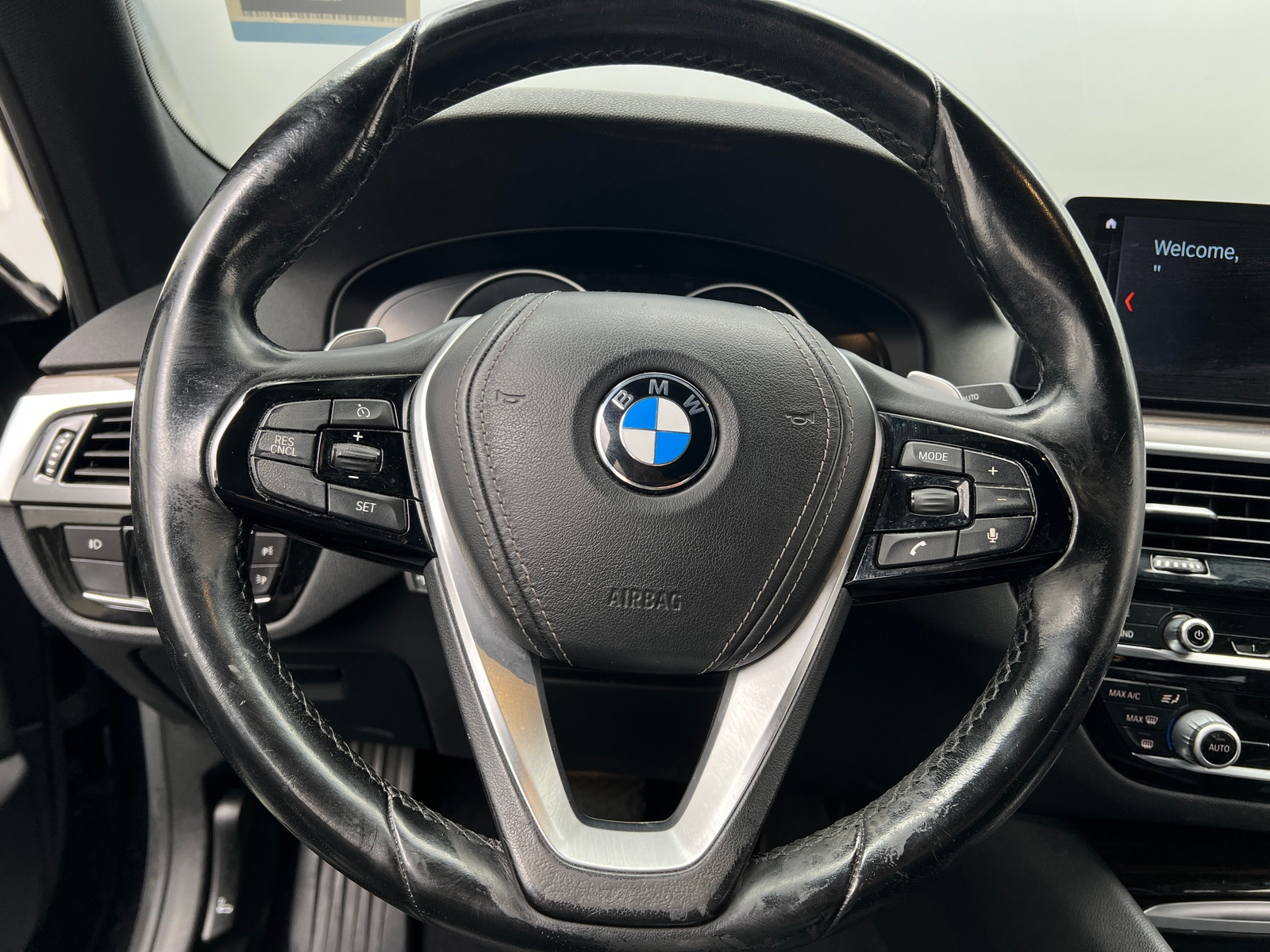 Thumbnail: 2017 BMW 5 Series - 4