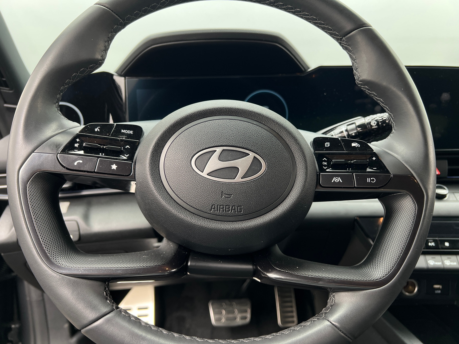 Thumbnail: 2025 Hyundai Elantra - 5