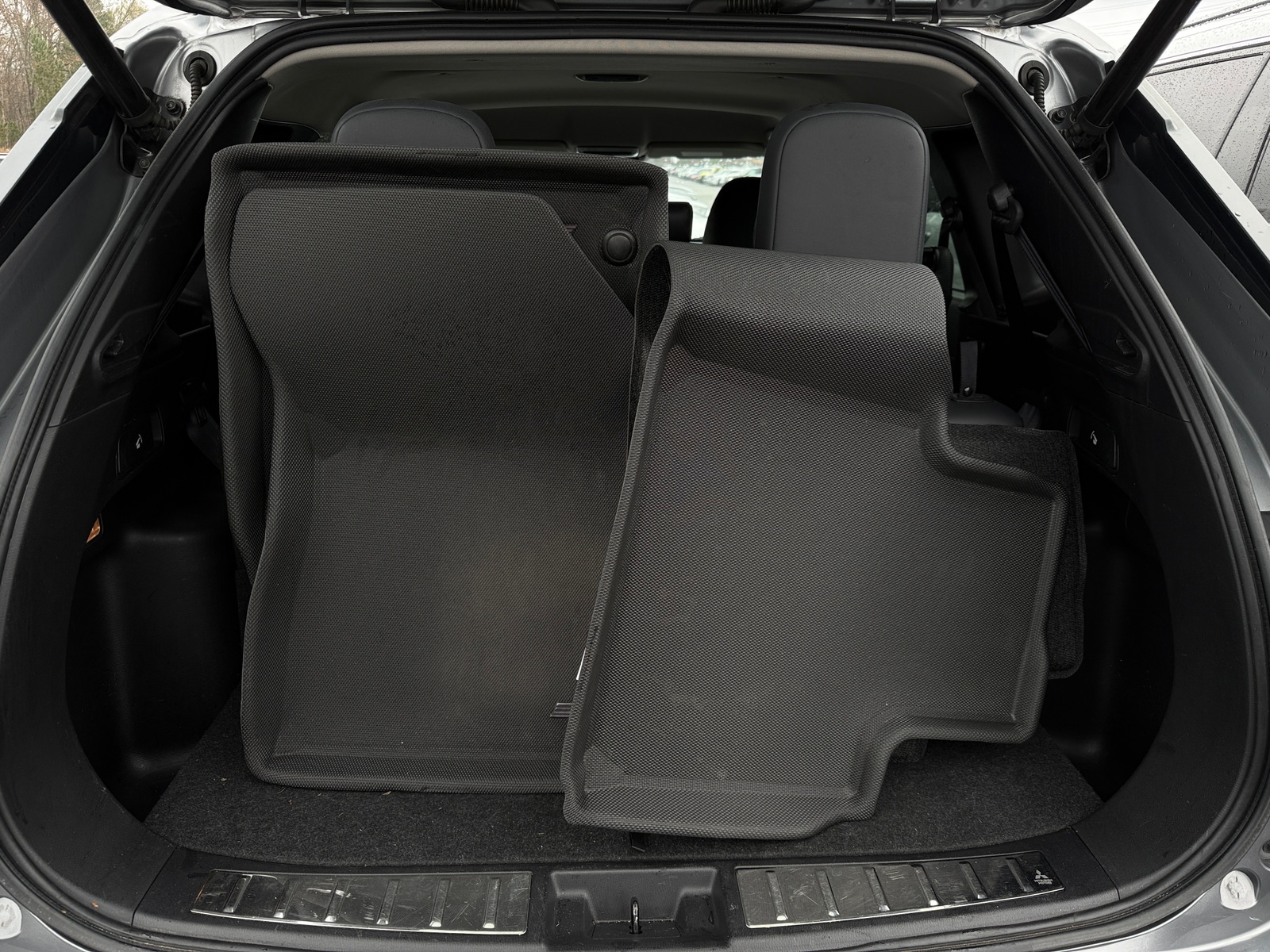 Thumbnail: 2022 Mitsubishi Outlander - 6