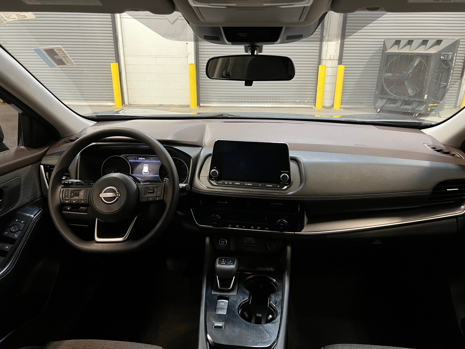 Thumbnail: 2022 Nissan Rogue - 3