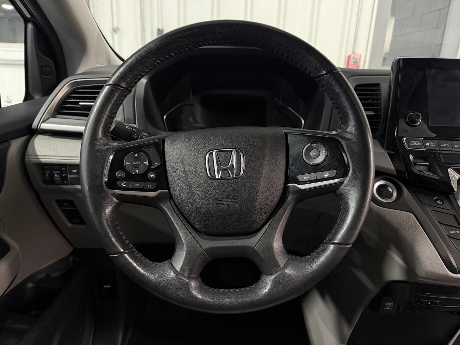 Thumbnail: 2019 Honda Odyssey - 4