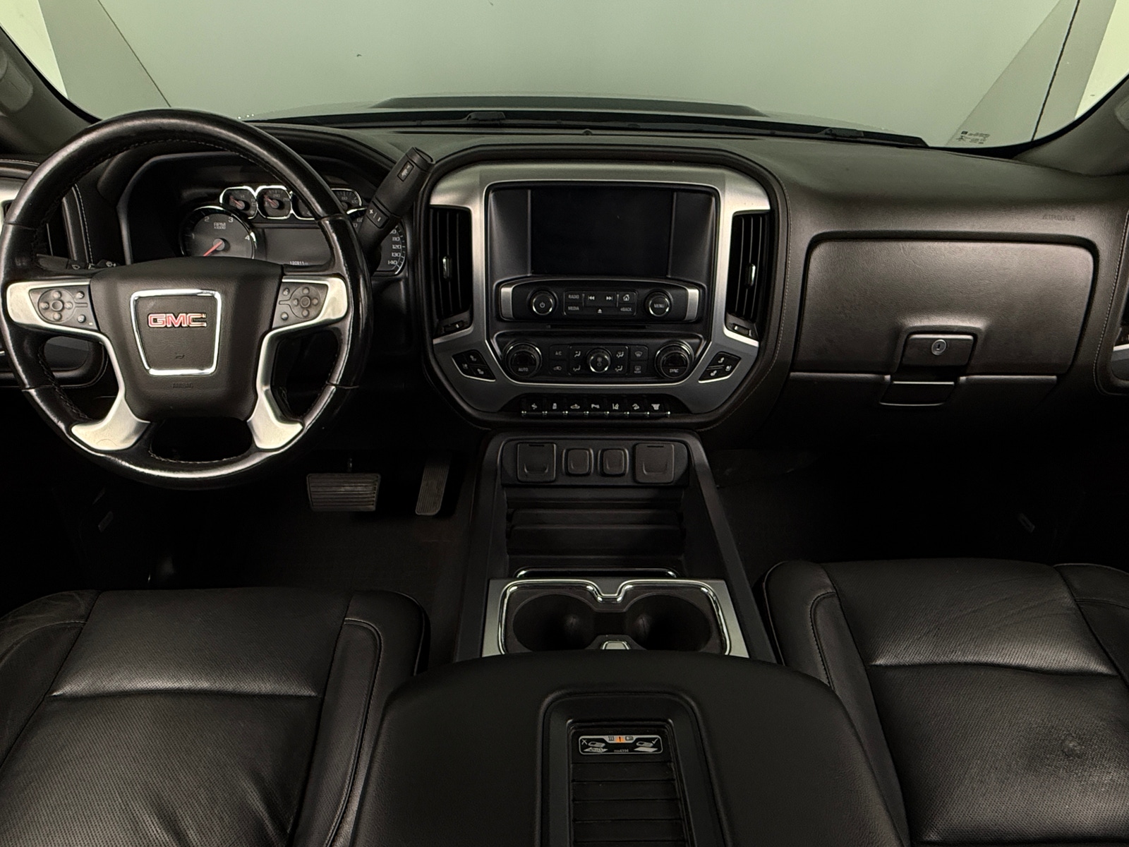 Thumbnail: 2019 GMC Sierra 2500 - 2