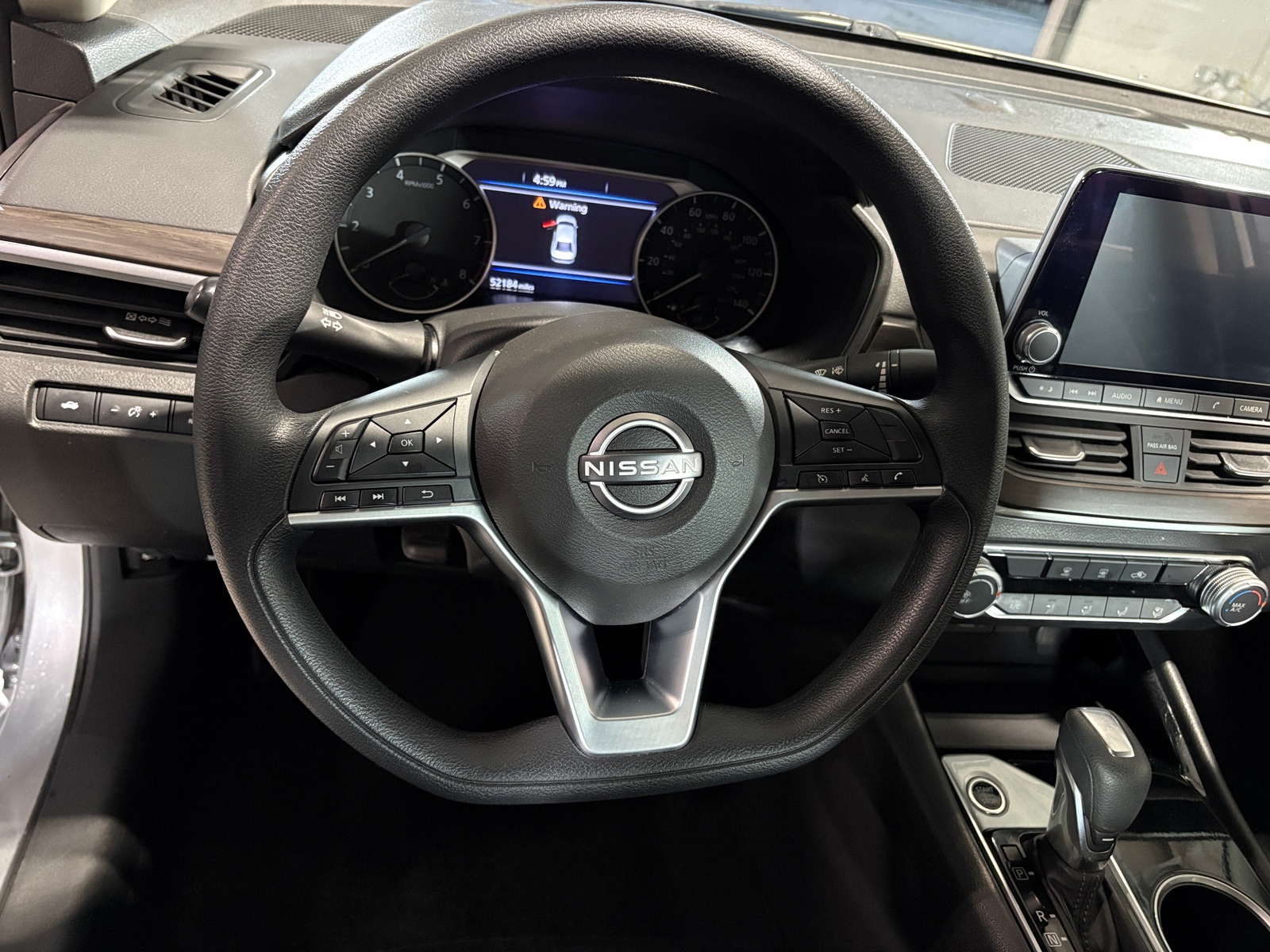 Thumbnail: 2024 Nissan Altima - 5