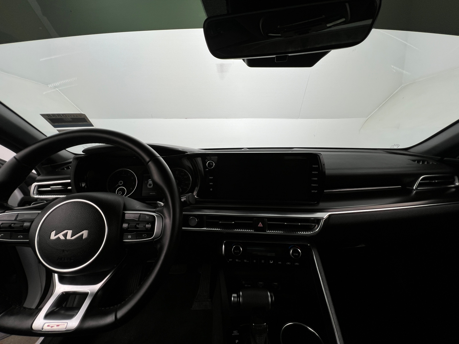 Thumbnail: 2022 Kia K5 - 2