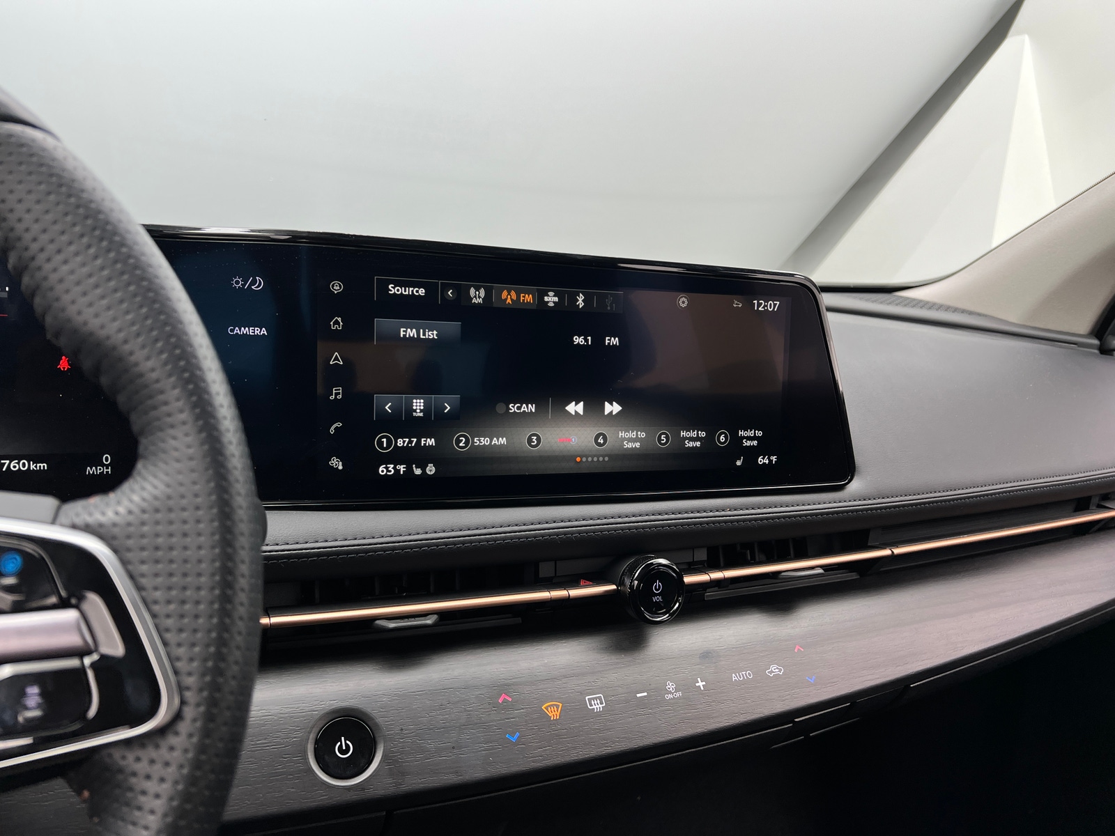 Thumbnail: 2023 Nissan Ariya - 3