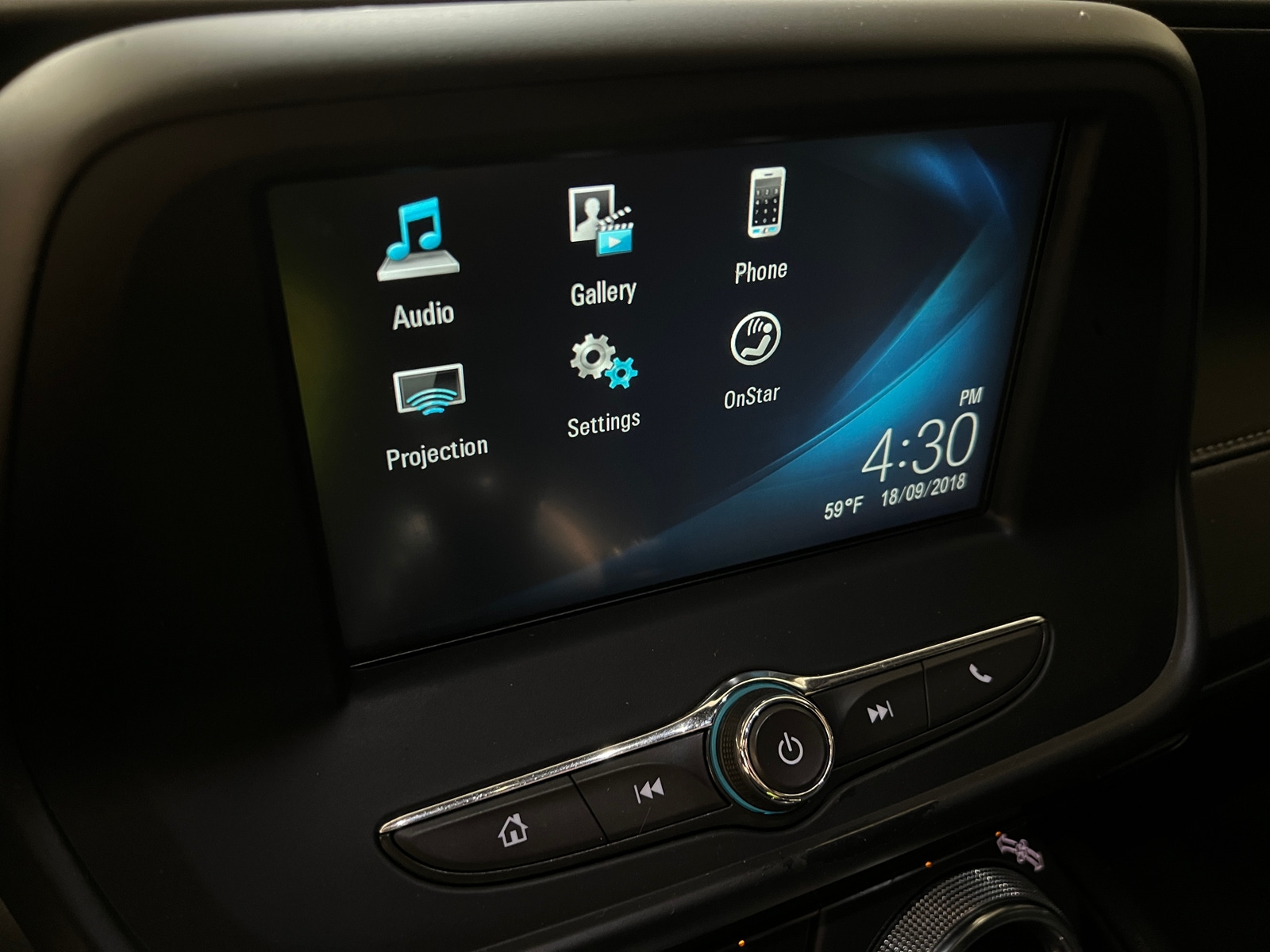 Thumbnail: 2018 Chevrolet Camaro - 3