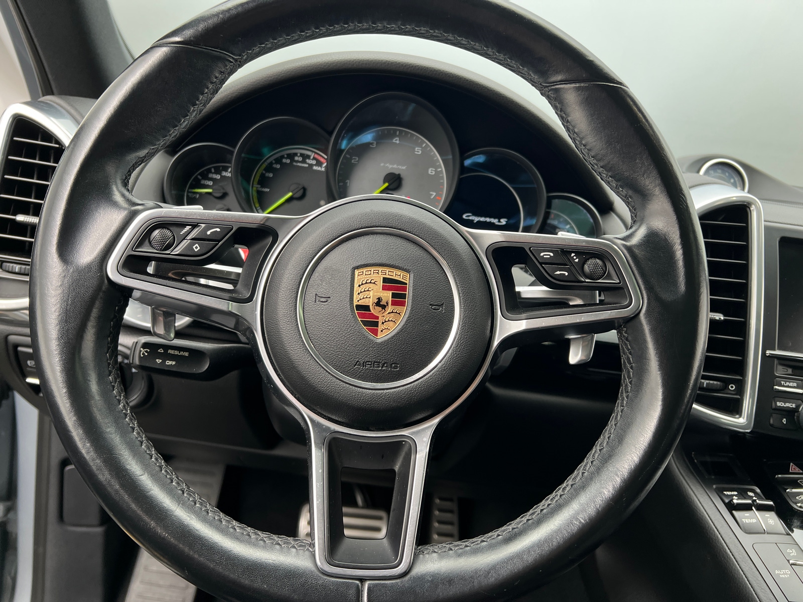 Thumbnail: 2016 Porsche Cayenne - 4