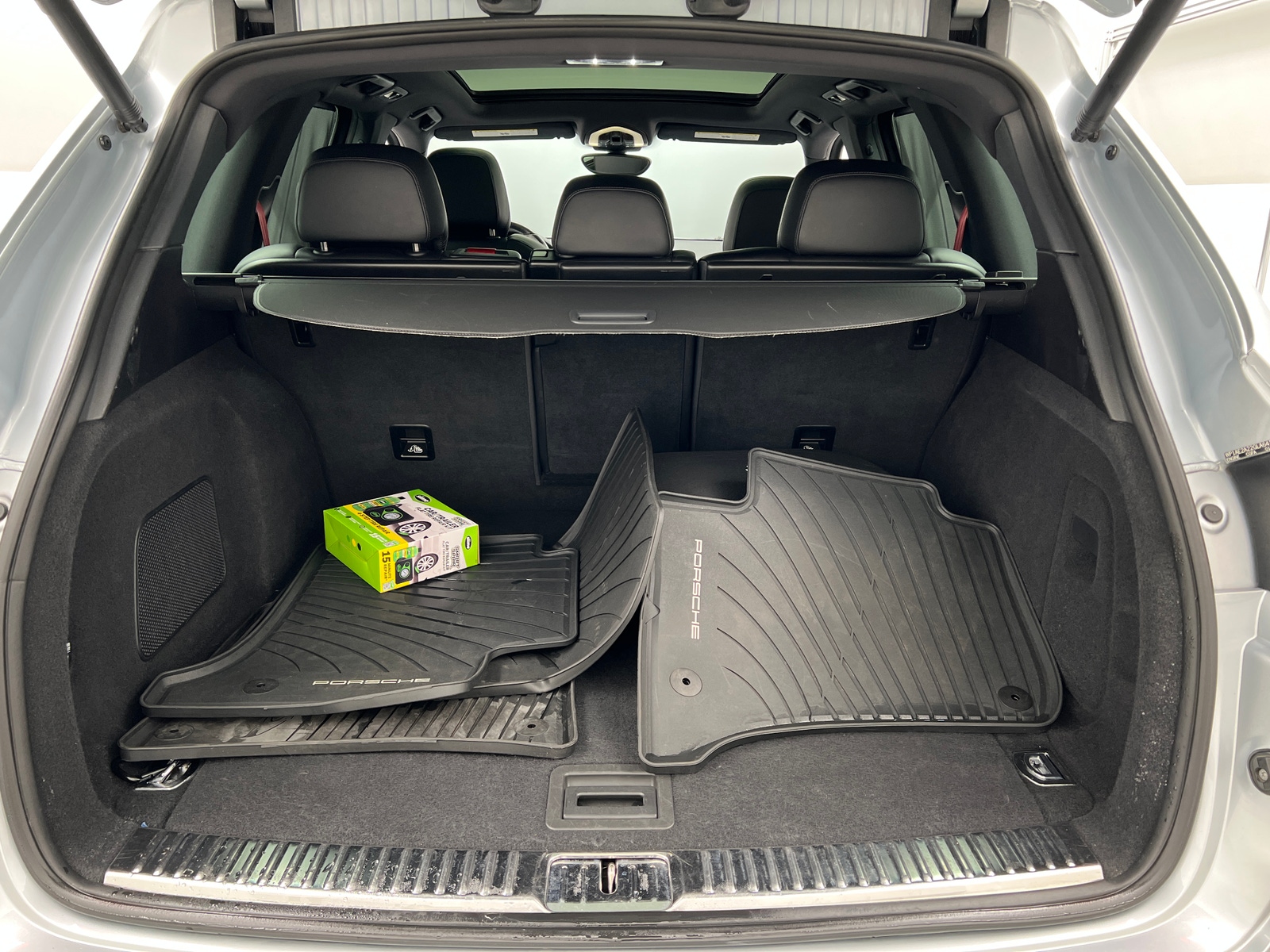 Thumbnail: 2016 Porsche Cayenne - 6